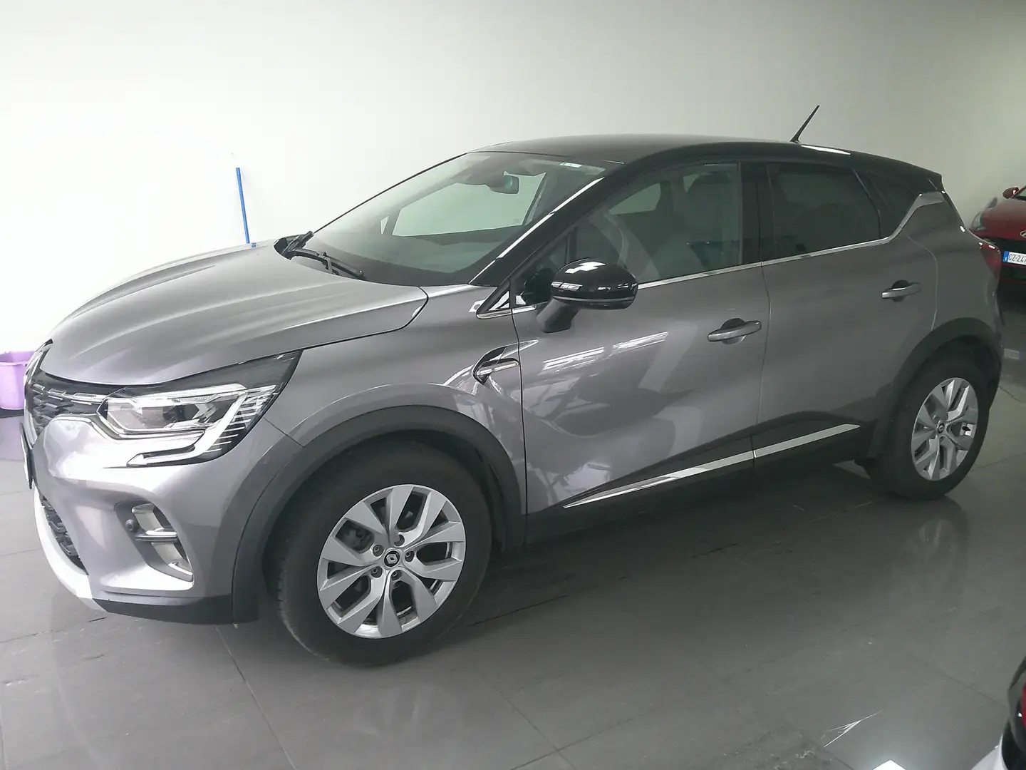 Renault Captur Captur 1.3 tce Intens 140cv fap MILD HYBRID Gris - 1