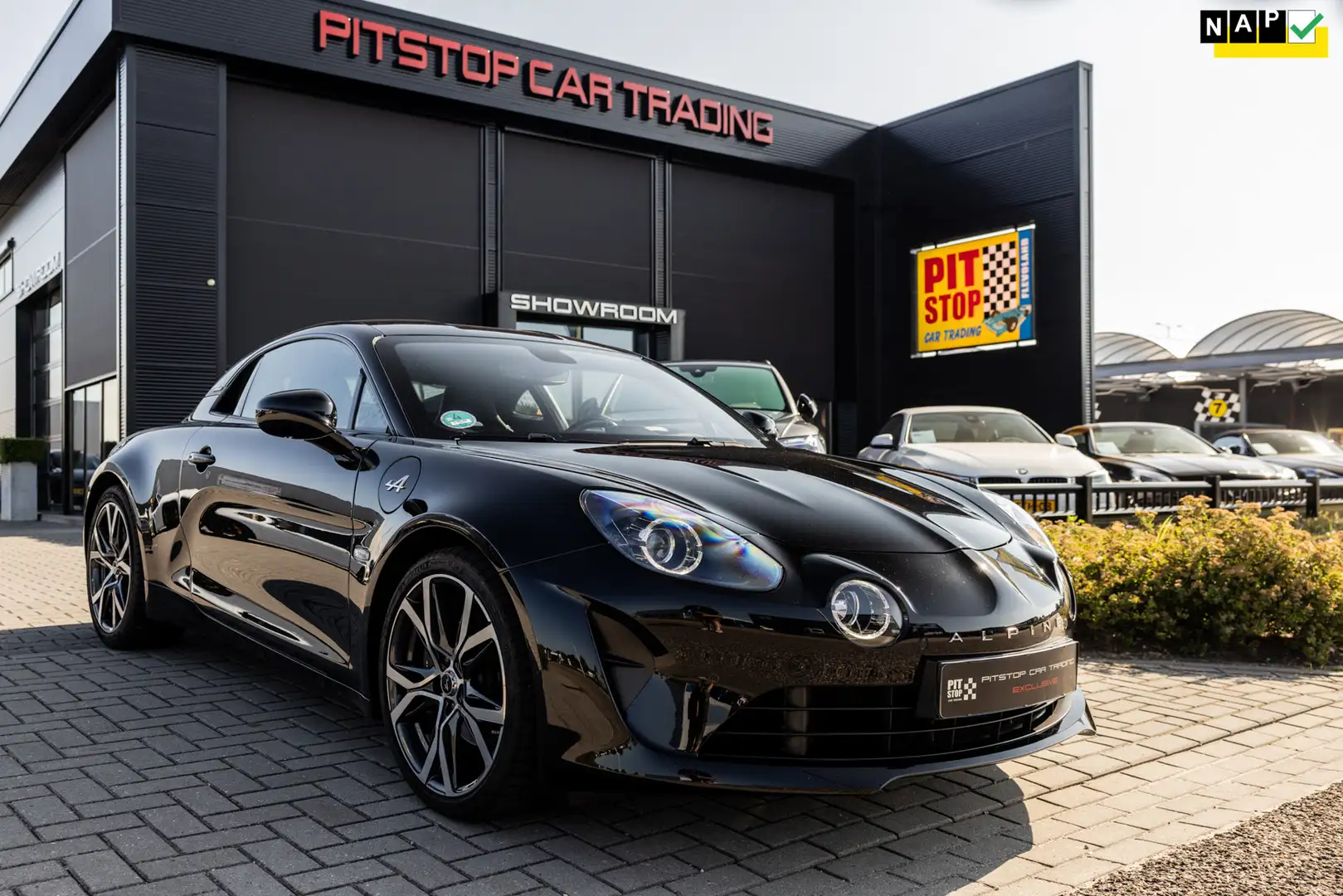 Alpine A110 1.8 Turbo Pure, NL Auto, Camera, Lage Km stand Schwarz - 1