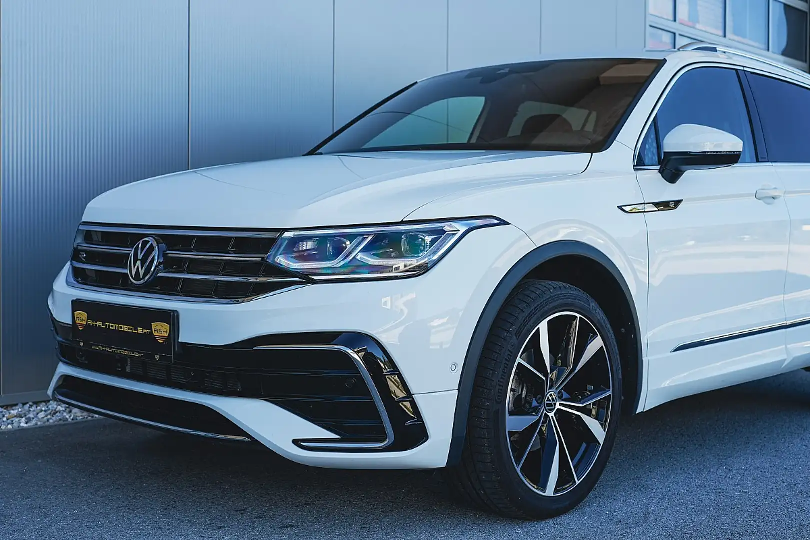 Volkswagen Tiguan Allspace Tiguan 2,0 TDI SCR DSG 4Motion Allspace R-Line,... Weiß - 2