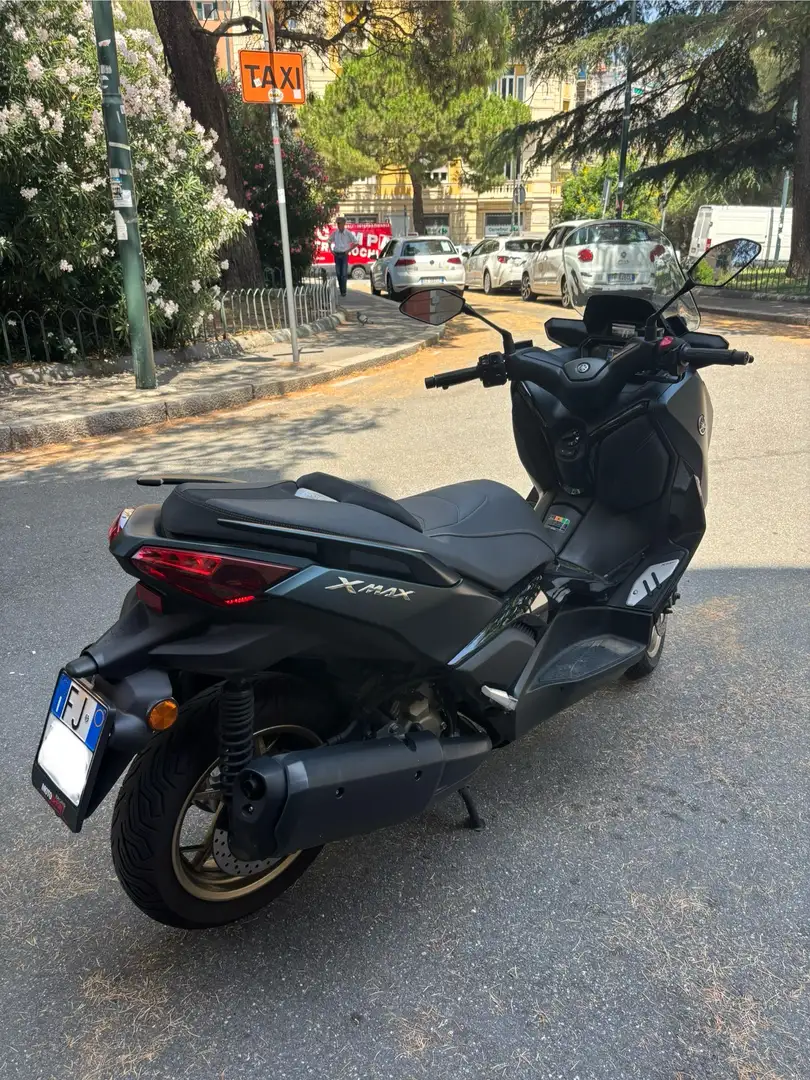 Yamaha X-Max 300 tech max - 1
