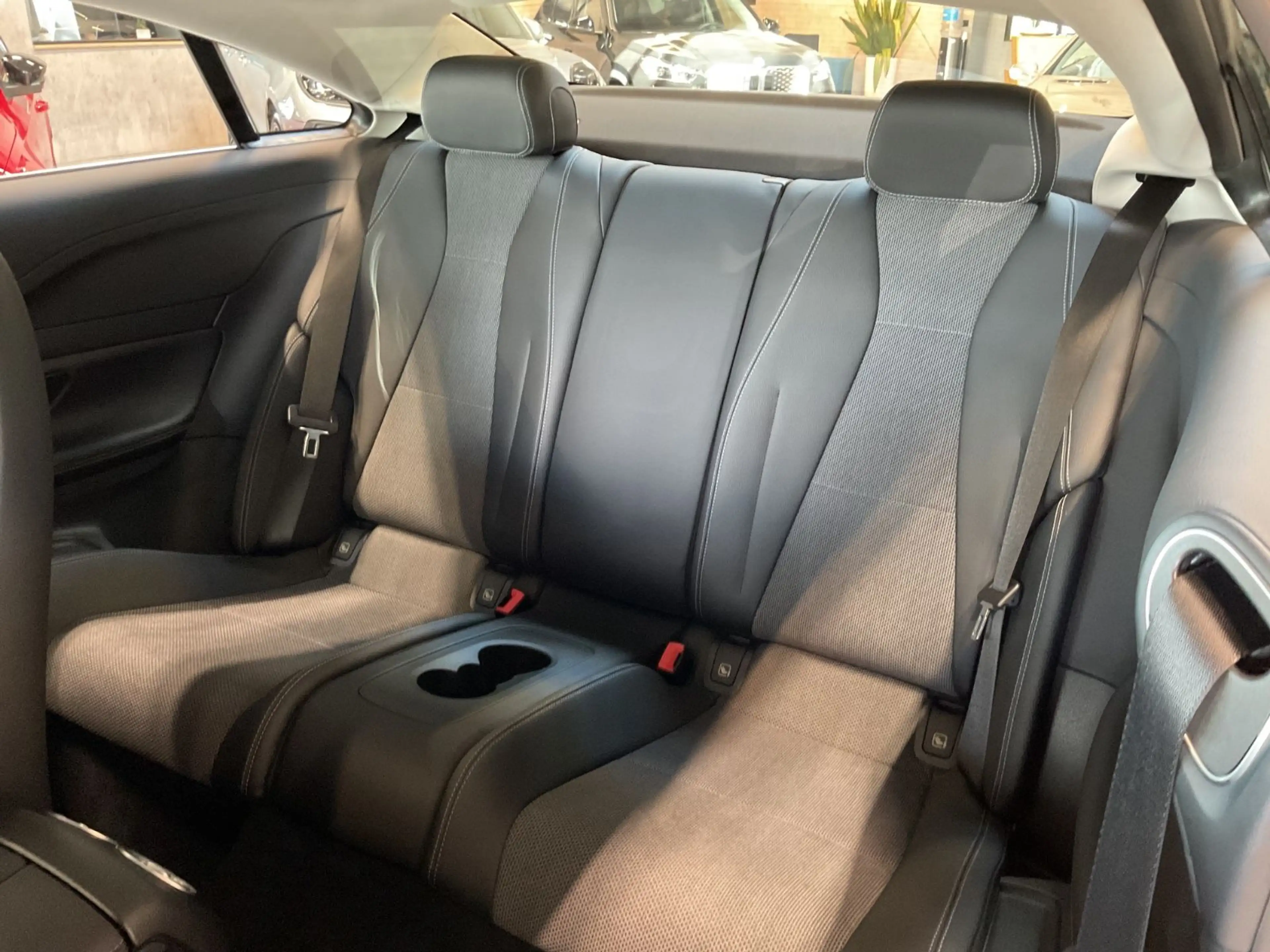 Mercedes-Benz E 400 4M Avantgarde Rentner Fzg 1.Hand nur 32TKM — photo 12