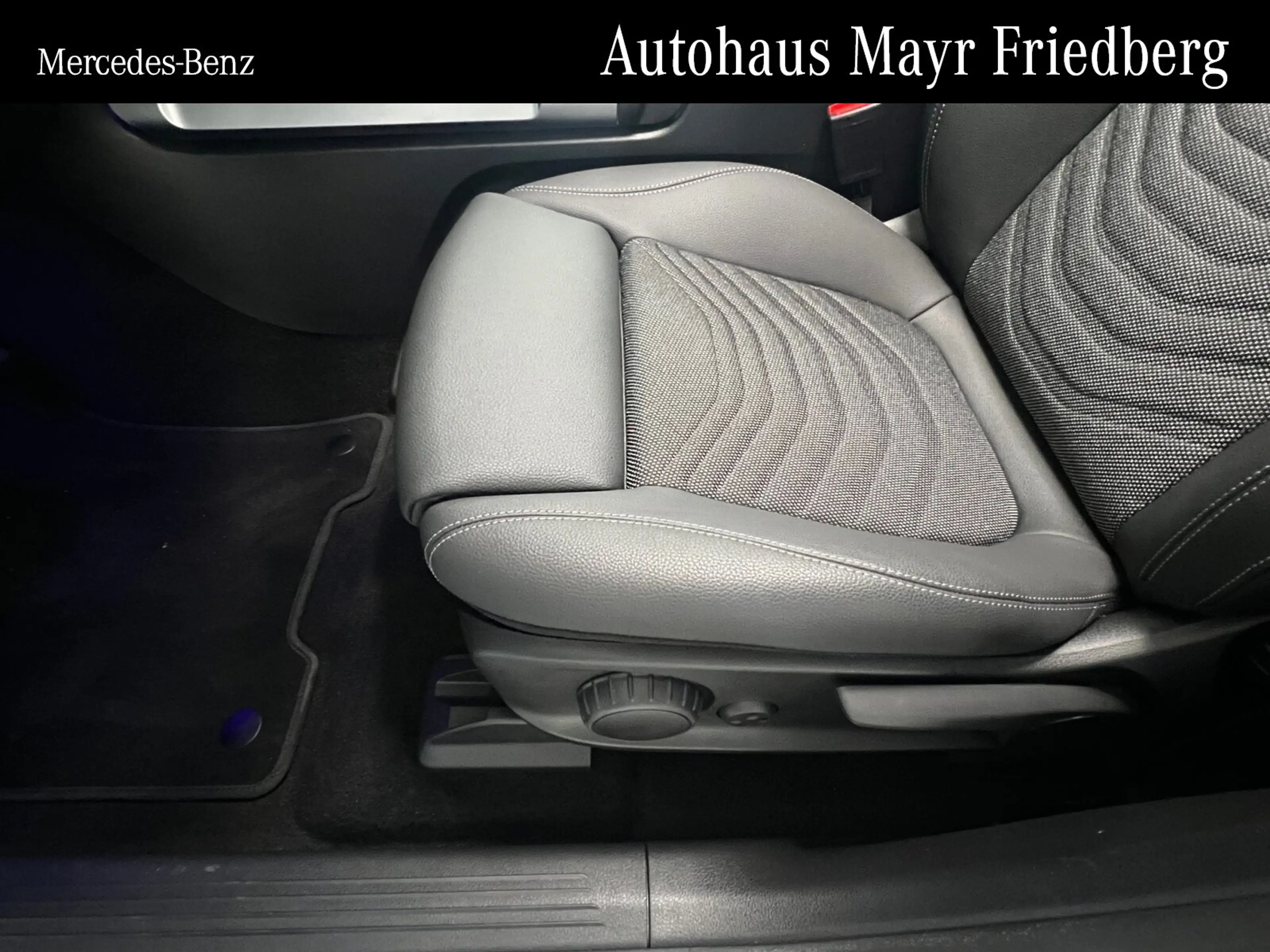 Mercedes-Benz EQB 250 EQB 250+ PROGRESSIVE PANO+KEYLESS+LED+EASYPACK — photo 14
