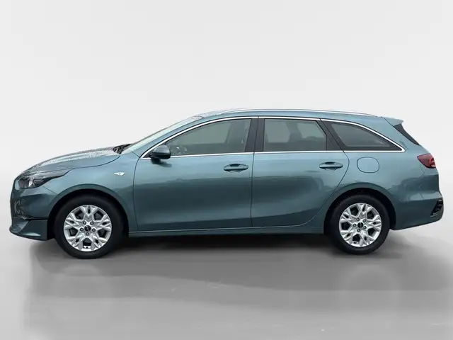 Kia Ceed view 3