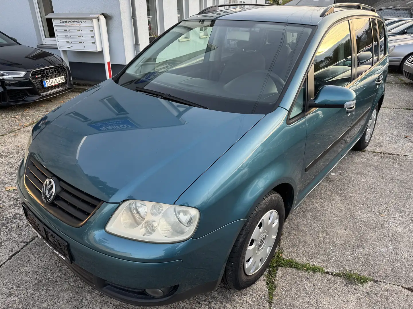 Volkswagen Touran Basis Zöld - 1