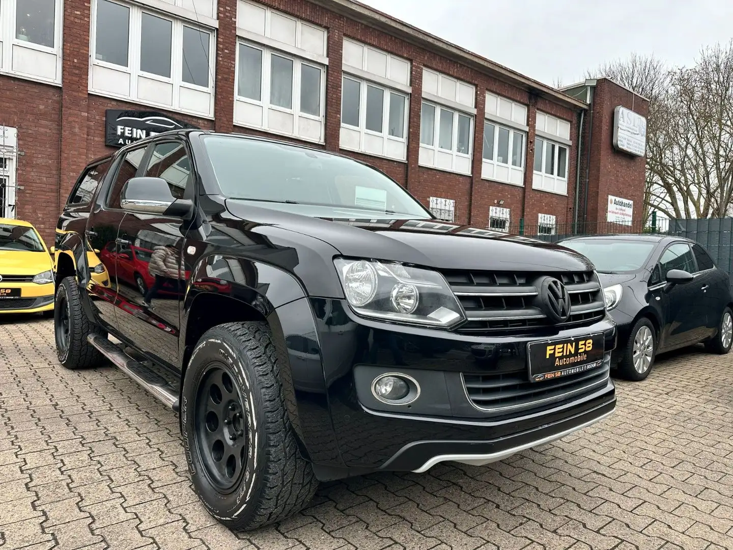 Volkswagen Amarok Highline DoubleCab 4Motion Noir - 1