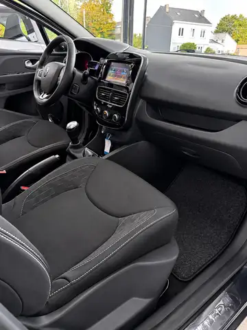 Renault Clio view 10