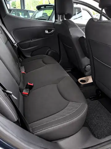 Renault Clio view 12