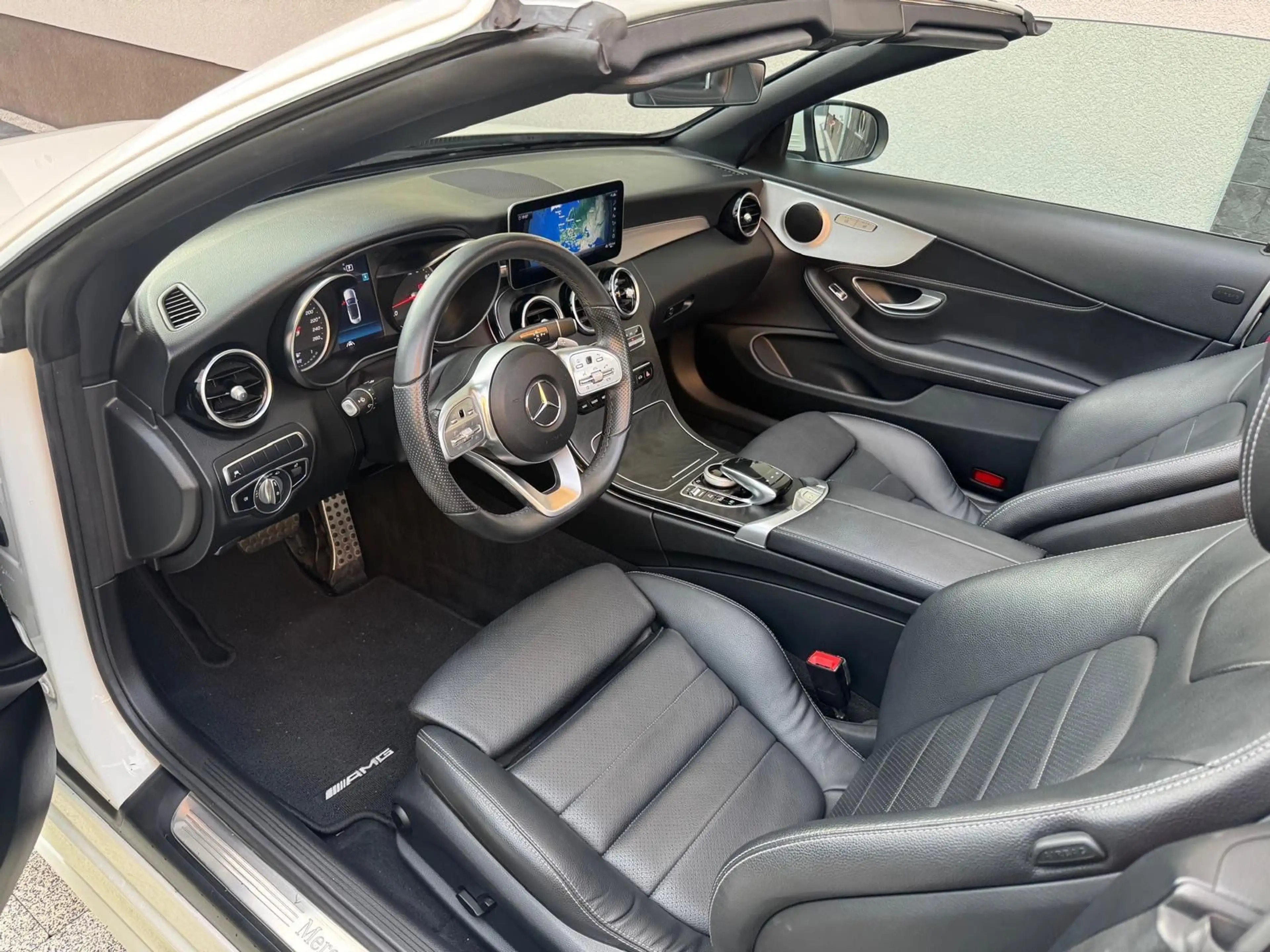Mercedes-Benz C 400 4MATIC Autom. — photo 10
