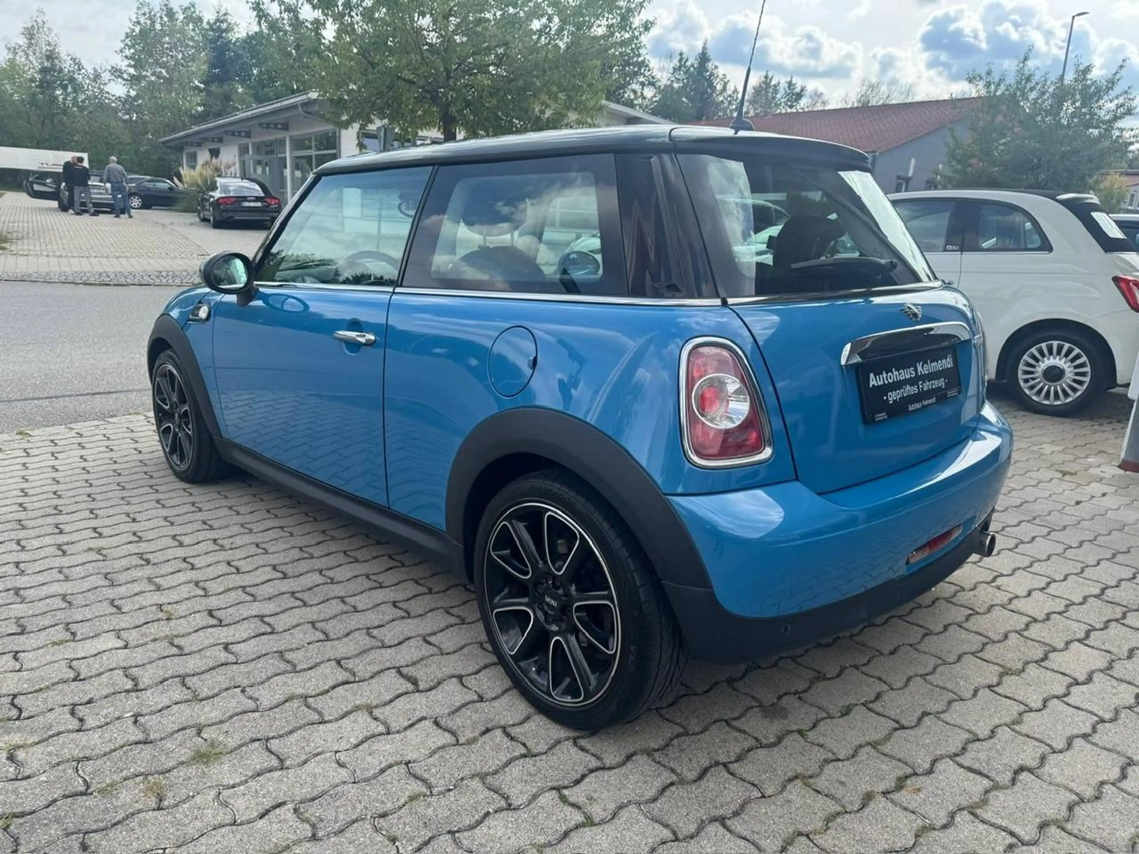 MINI One Cooper BAYSWATER-TÜV neu-Scheckheftgepflegt- — photo 7