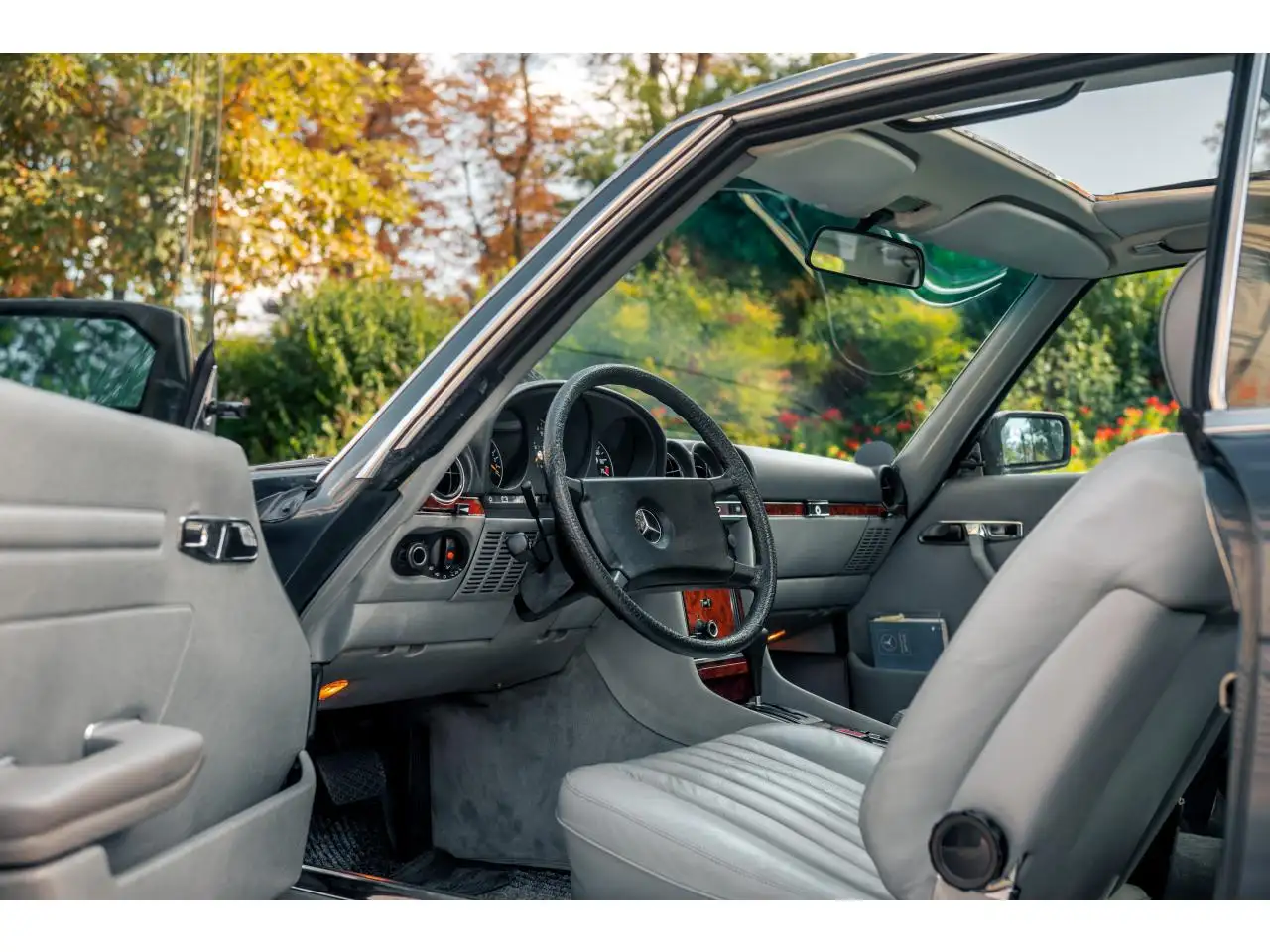 Mercedes-Benz 280 SLC, foto 11