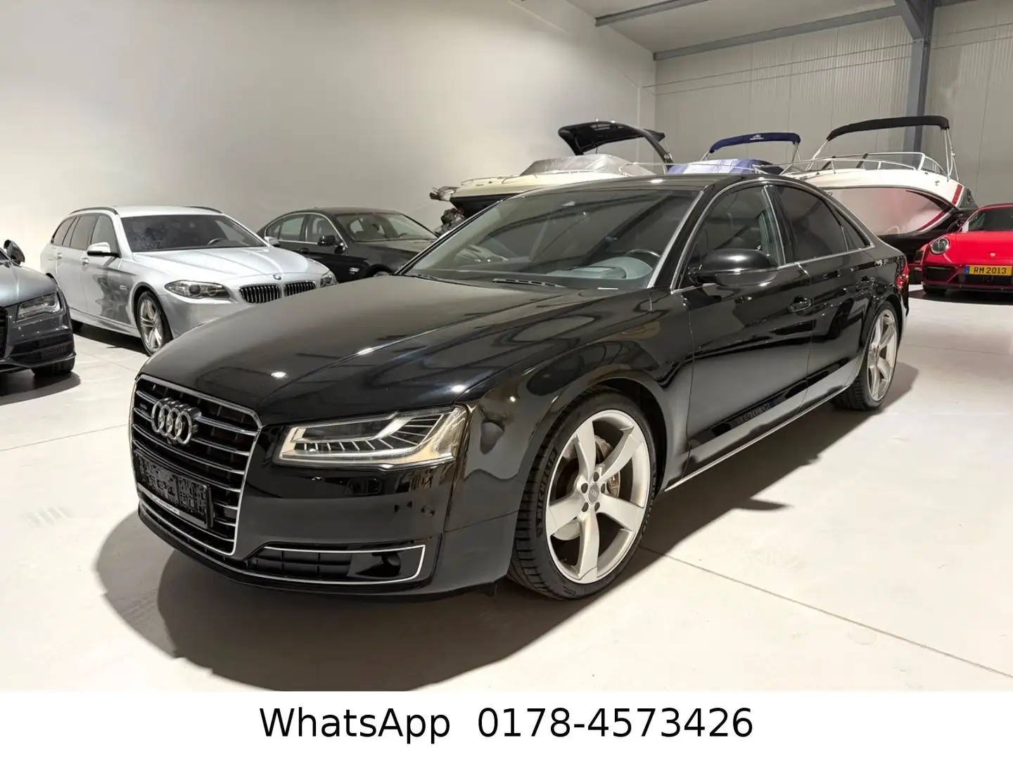 Audi A8 3.0 TDI  quattro Luft/Matrix/StHz/Massage/21" Schwarz - 1