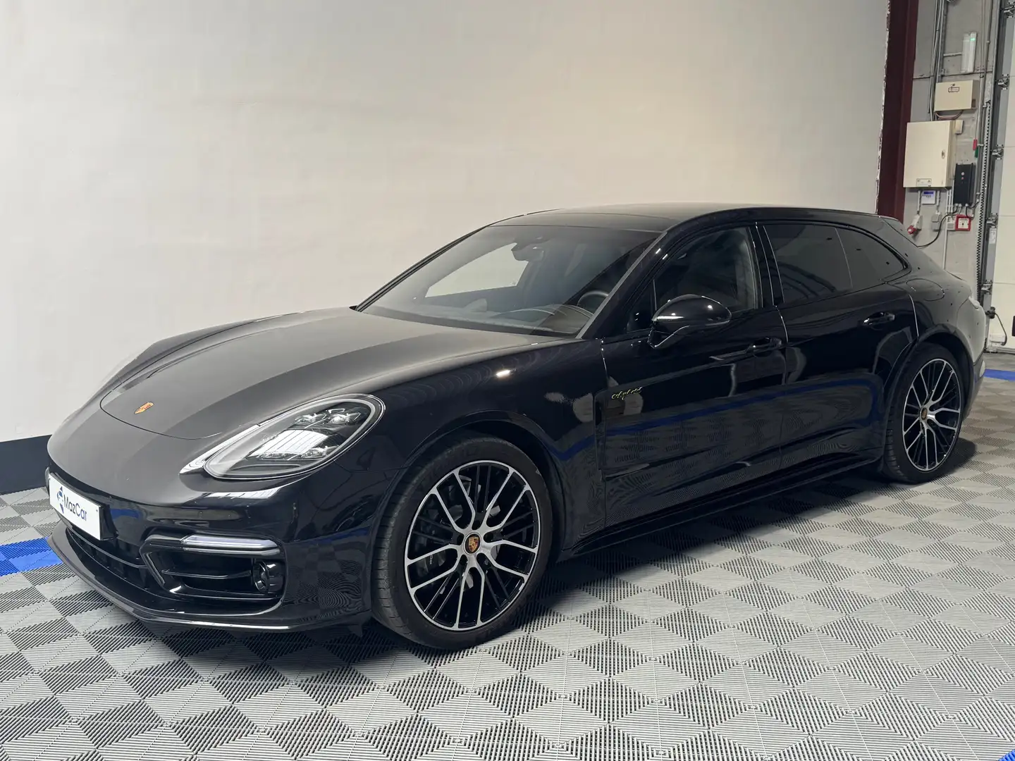 Porsche Panamera Panamera 4 e-Hybrid  Platinium édition Noir - 1