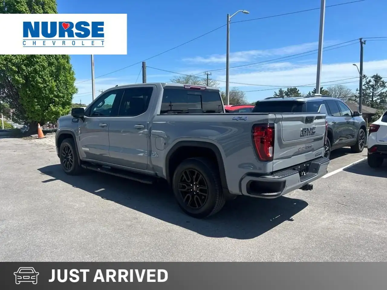 GMC Sierra 1500 снимка GMC Sierra 1500