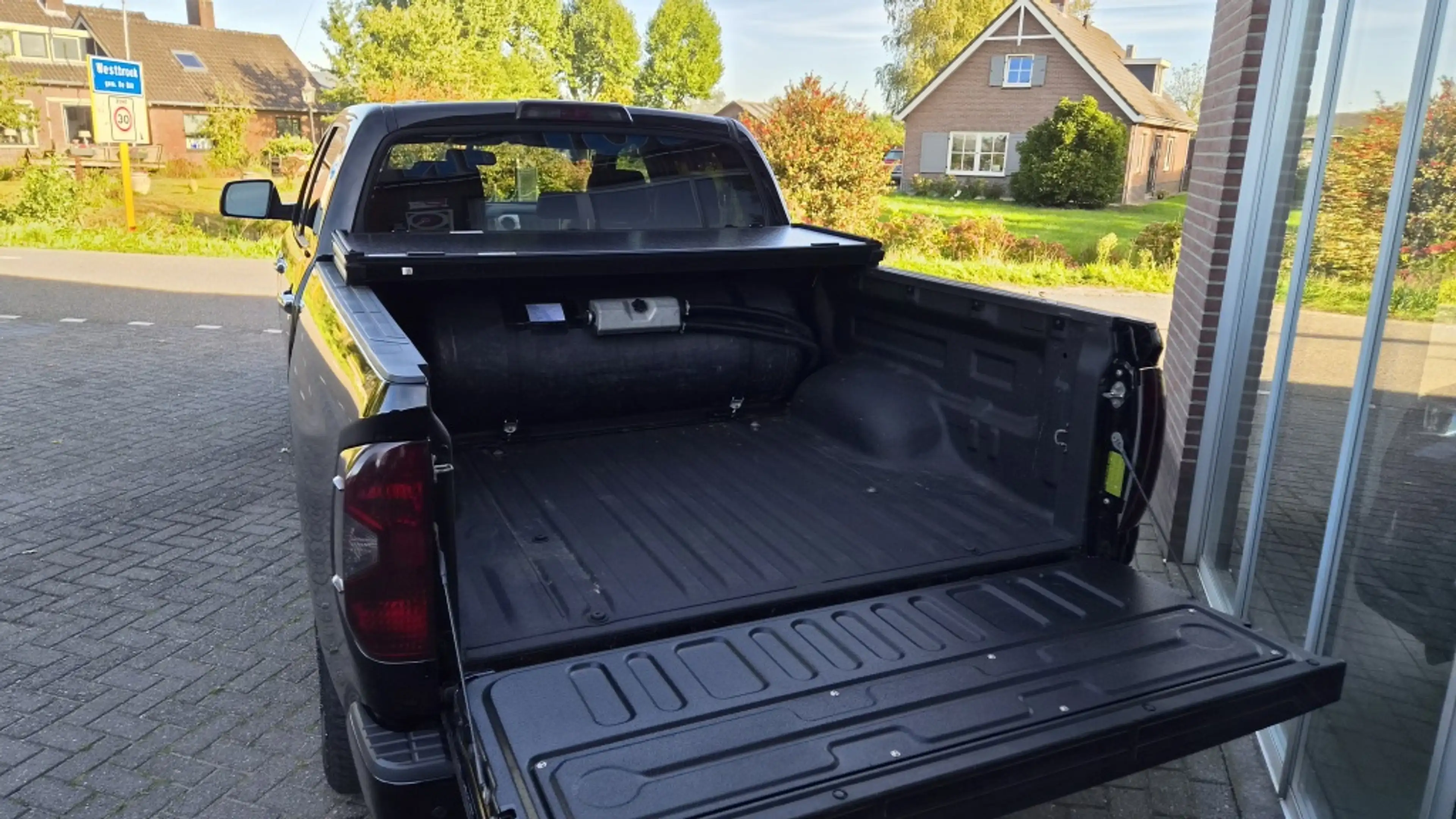Toyota Tundra 5.7 V8 CrewMax Platinum 4x4, Newst, Vol, JBL, — photo 6