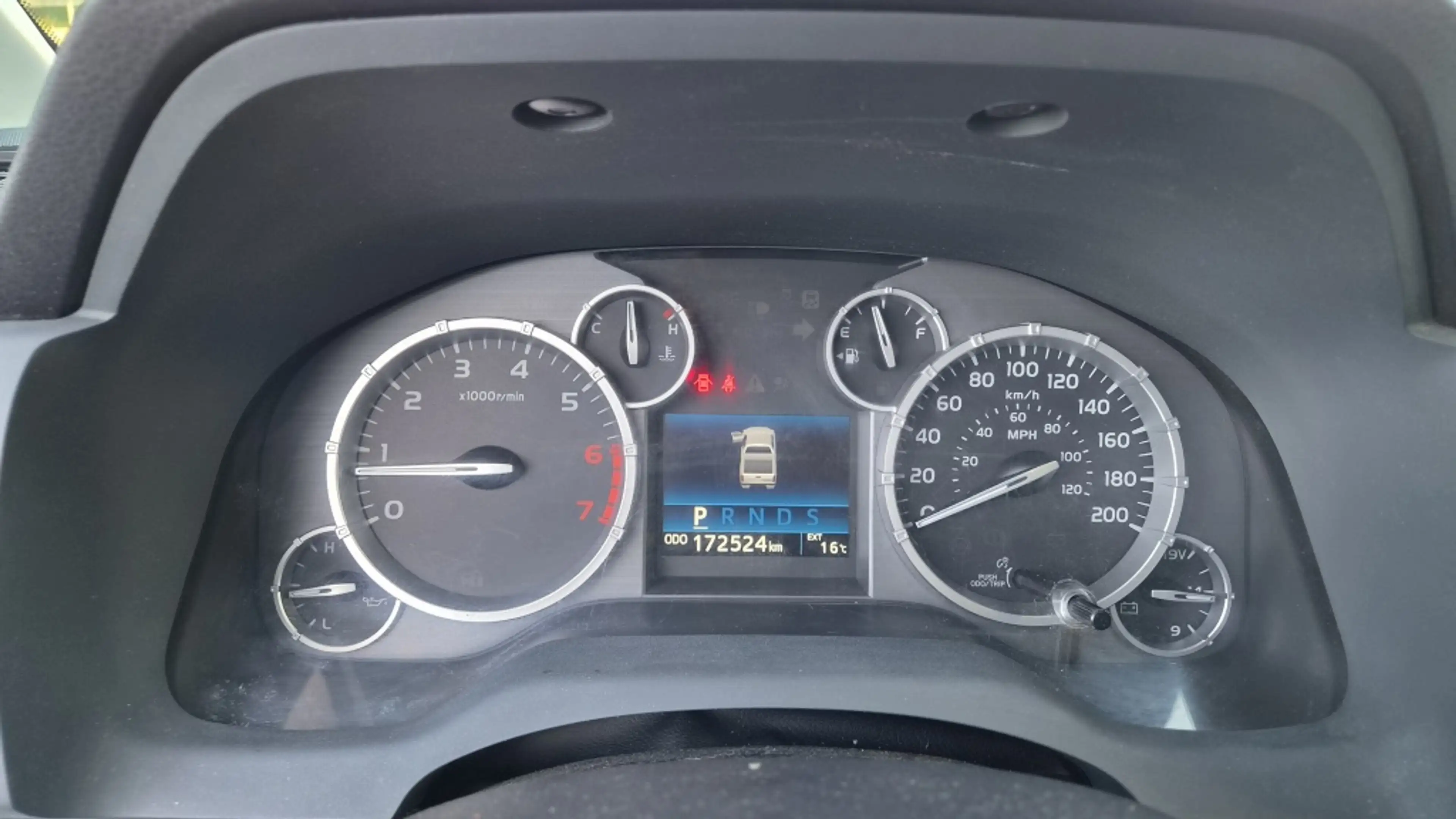 Toyota Tundra 5.7 V8 CrewMax Platinum 4x4, Newst, Vol, JBL, — photo 19