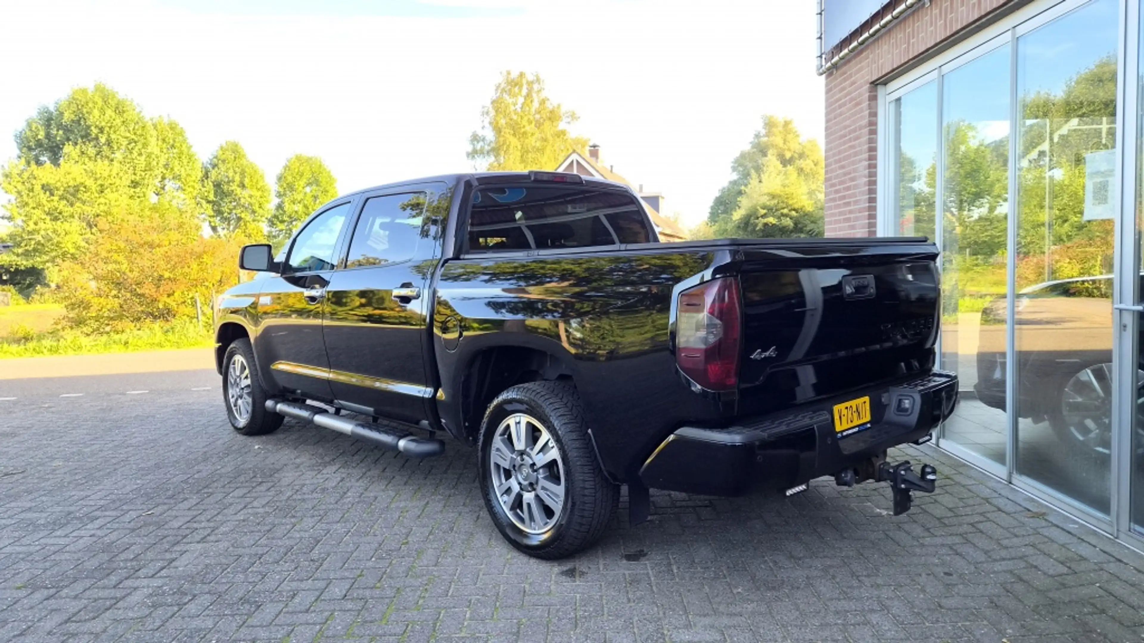 Toyota Tundra 5.7 V8 CrewMax Platinum 4x4, Newst, Vol, JBL, — photo 8
