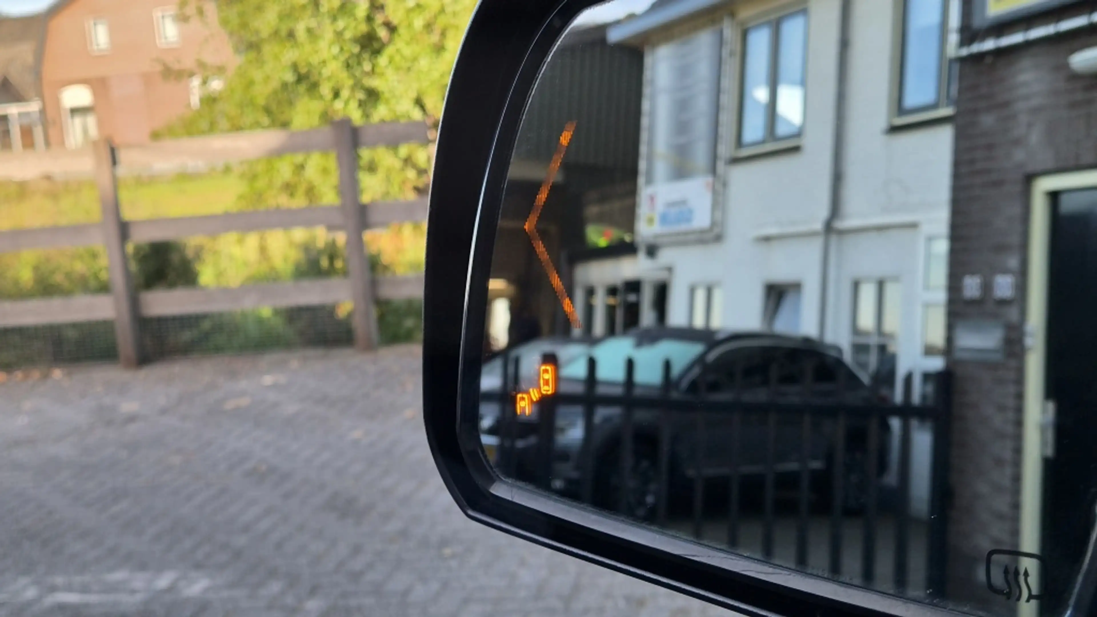 Toyota Tundra 5.7 V8 CrewMax Platinum 4x4, Newst, Vol, JBL, — photo 17