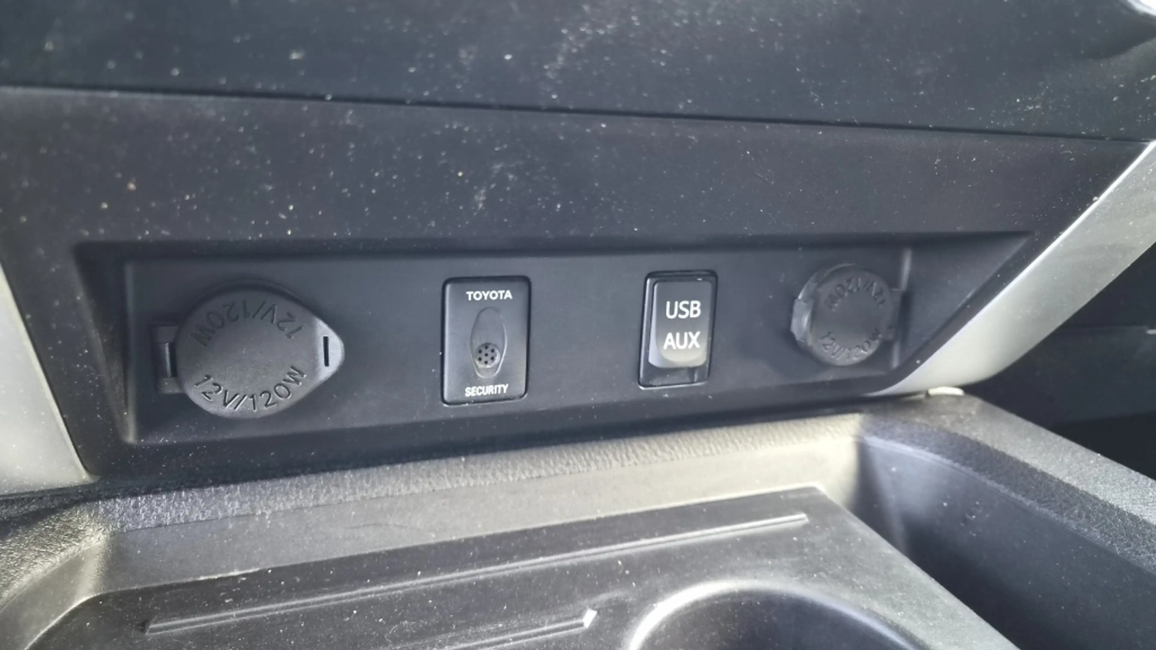 Toyota Tundra 5.7 V8 CrewMax Platinum 4x4, Newst, Vol, JBL, — photo 31