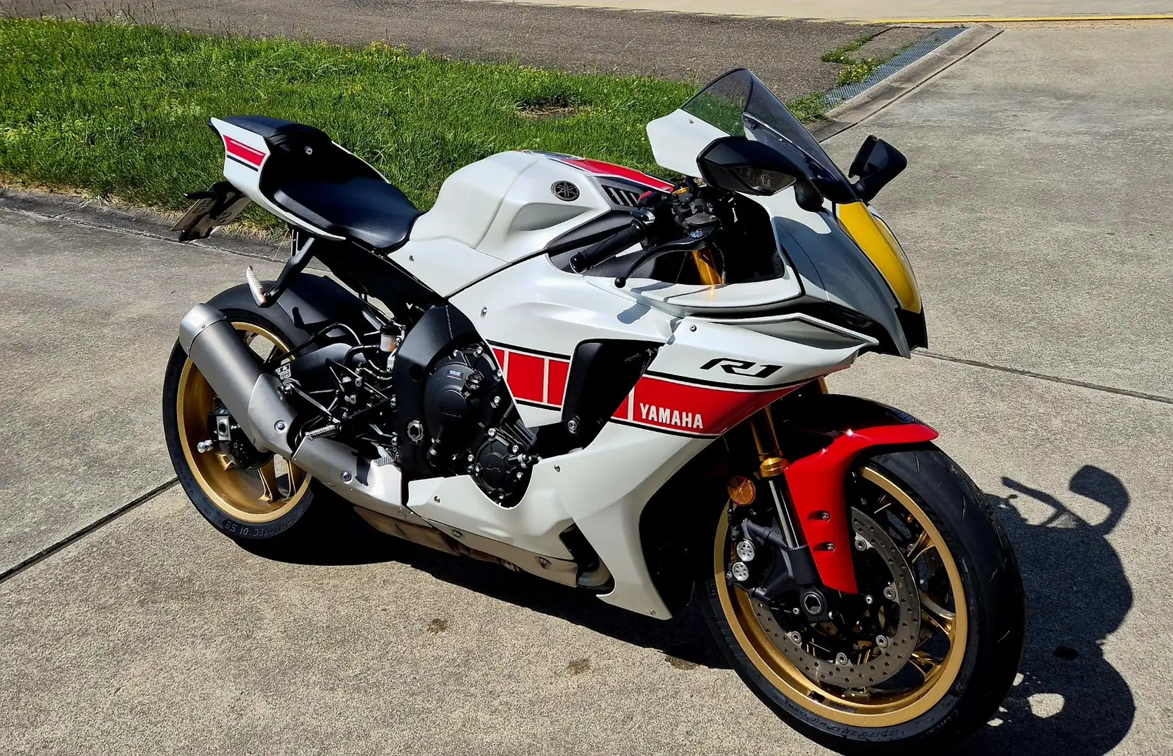 Yamaha YZF-R1 R1 RN65 World GP 60th Anniversary Blanc - 1