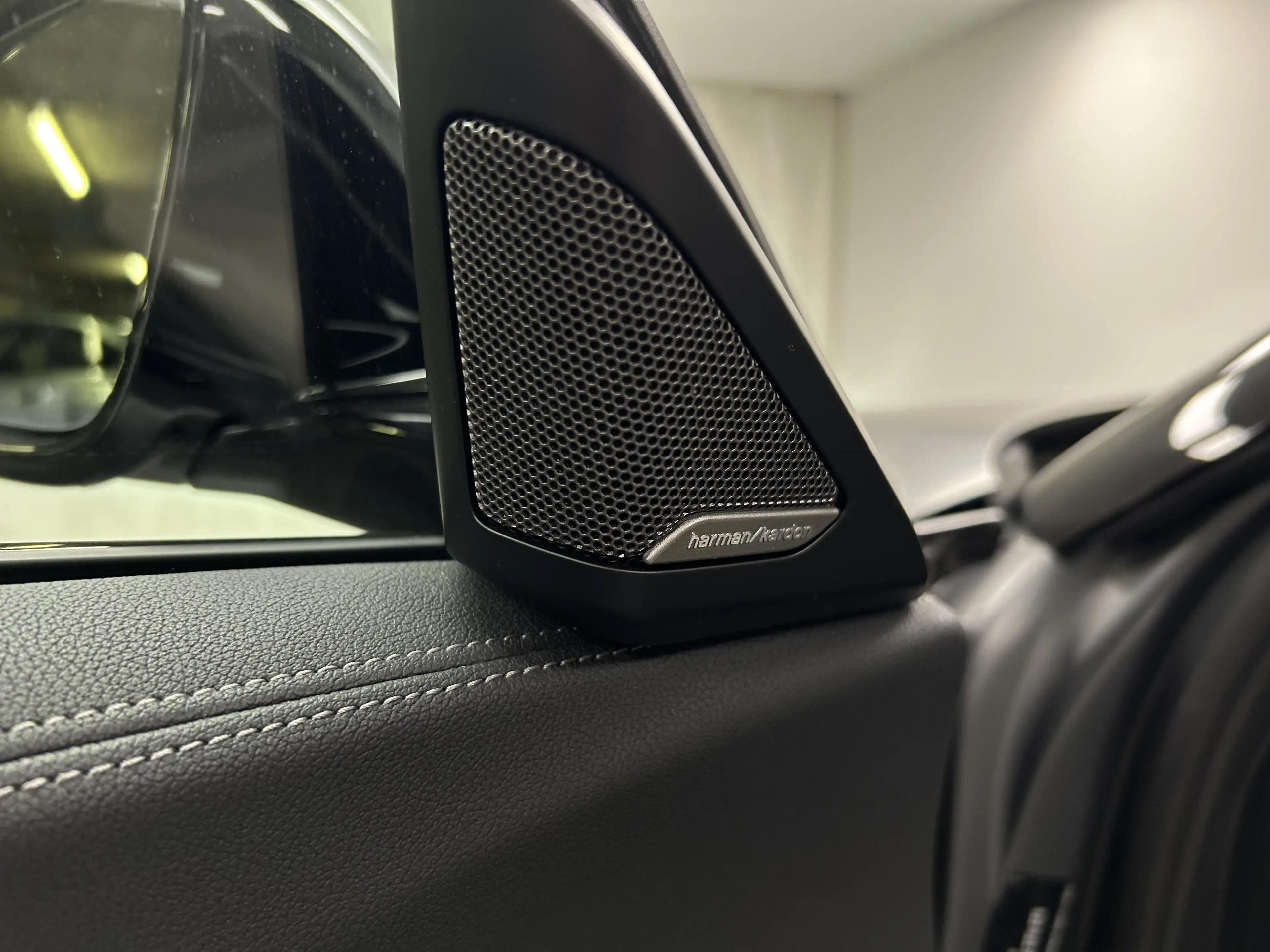 BMW Z4 M40i — photo 15