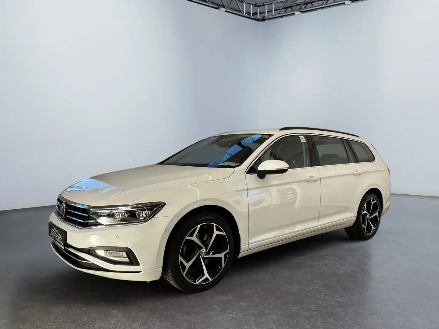 Volkswagen Passat Variant Business 2.0TSI DSG Rückfahrkamera Weiß - 2