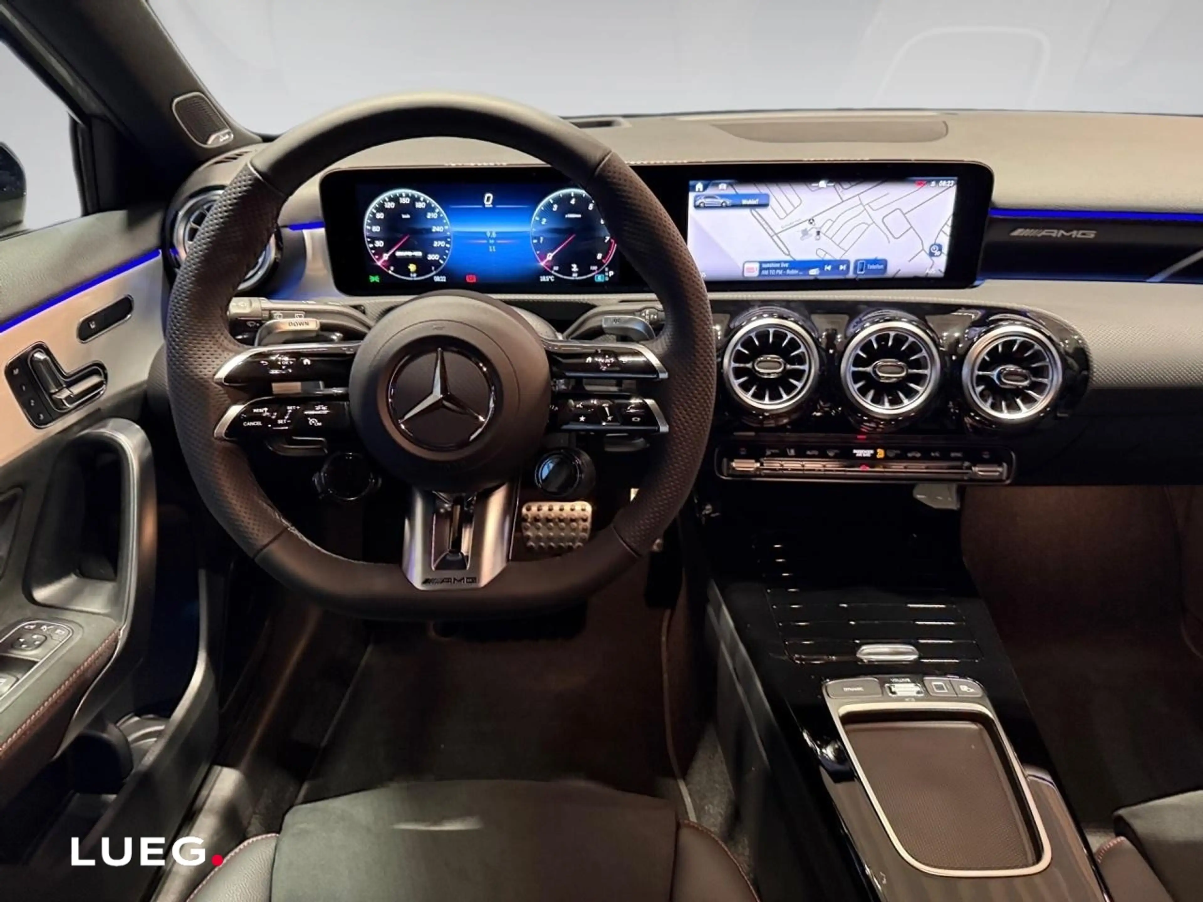 Mercedes-Benz A 45 AMG A 45 S 4MATIC+ Kompaktlimosine AMG+NIGHT+AHK+HUD — photo 11