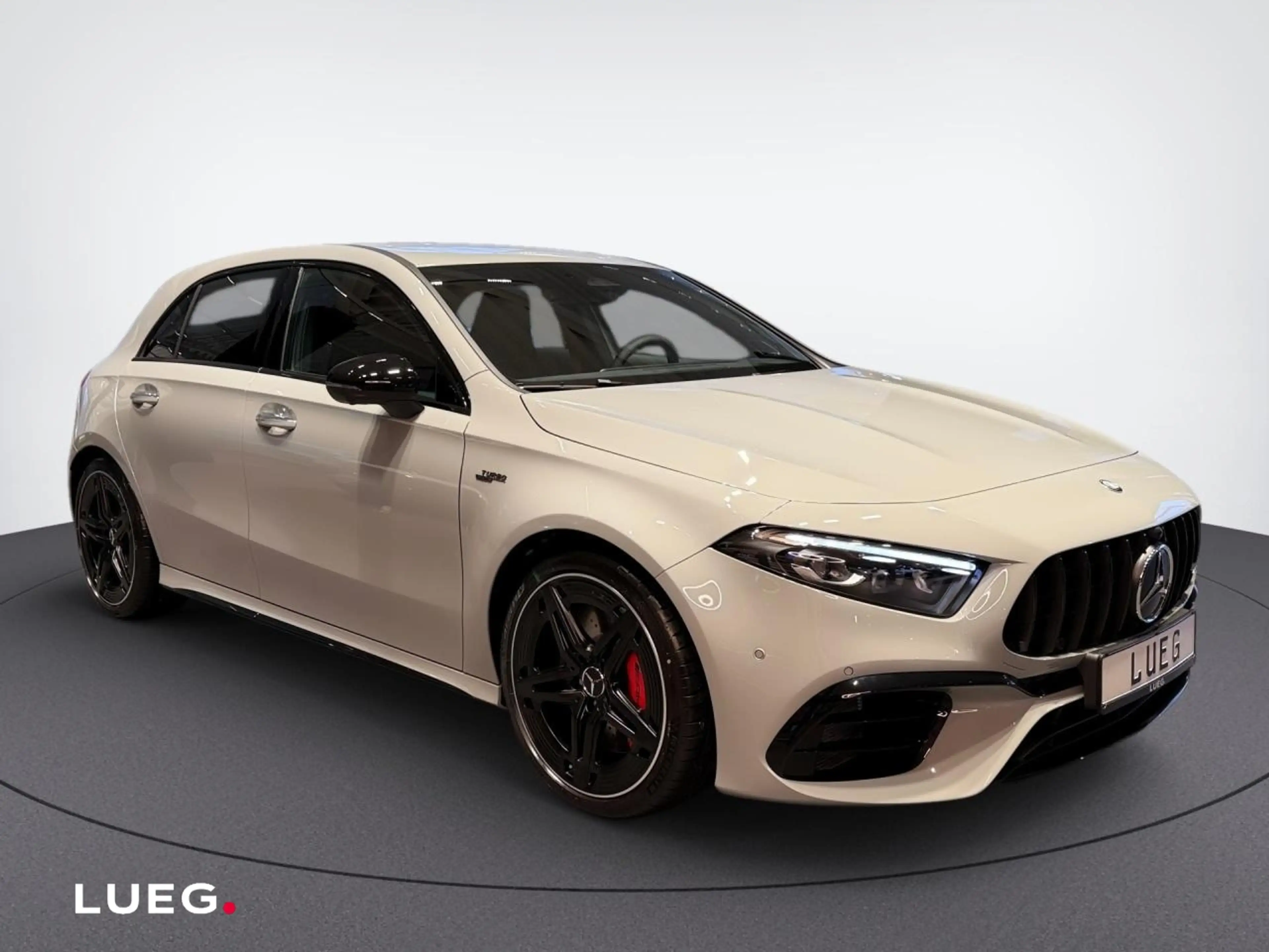 Mercedes-Benz A 45 AMG A 45 S 4MATIC+ Kompaktlimosine AMG+NIGHT+AHK+HUD — photo 6