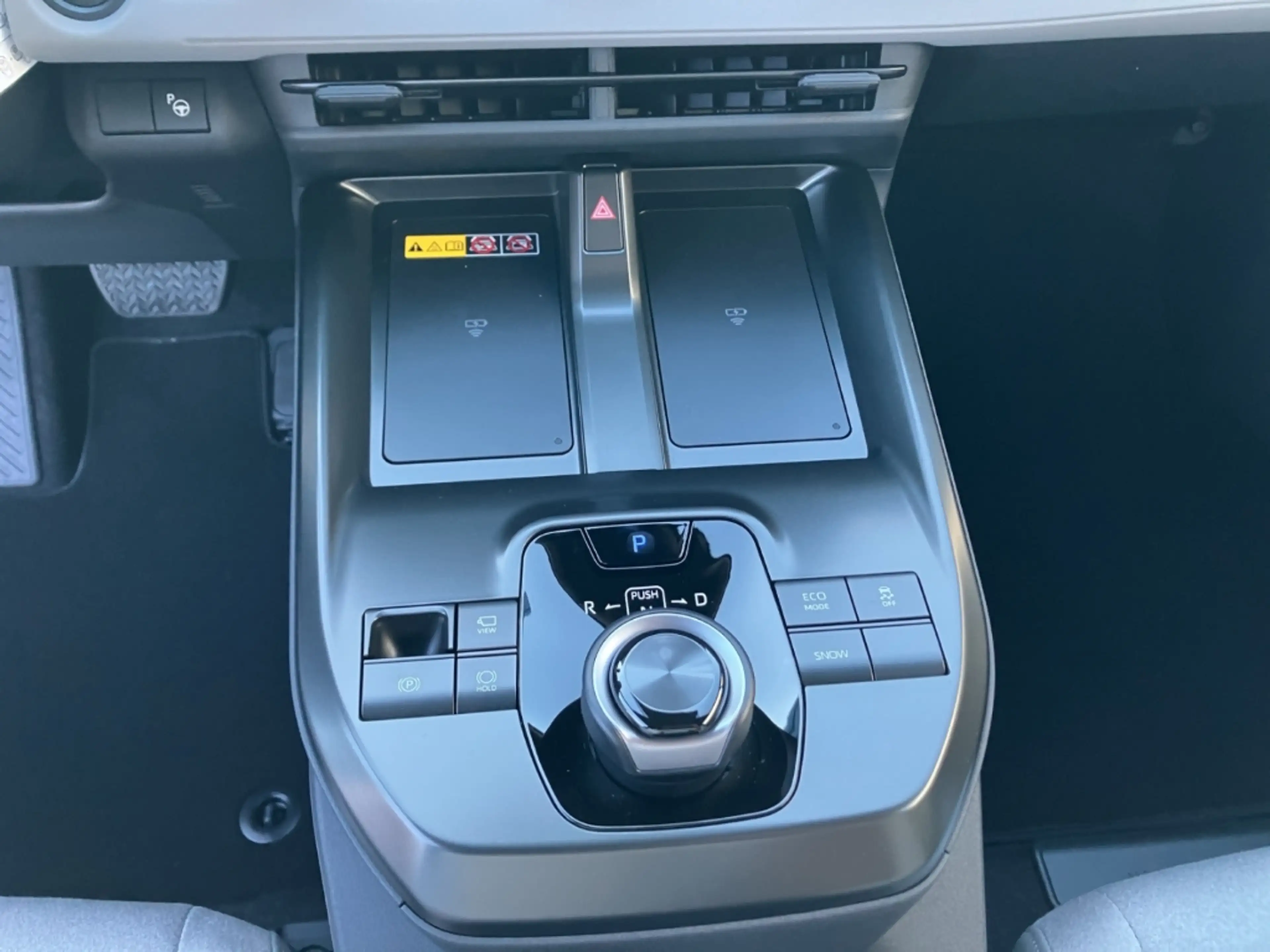 Toyota C-HR+ 4X4+LOUNGE+SKY&SOUND-P+E-PÄRMIE 6000€ — photo 14