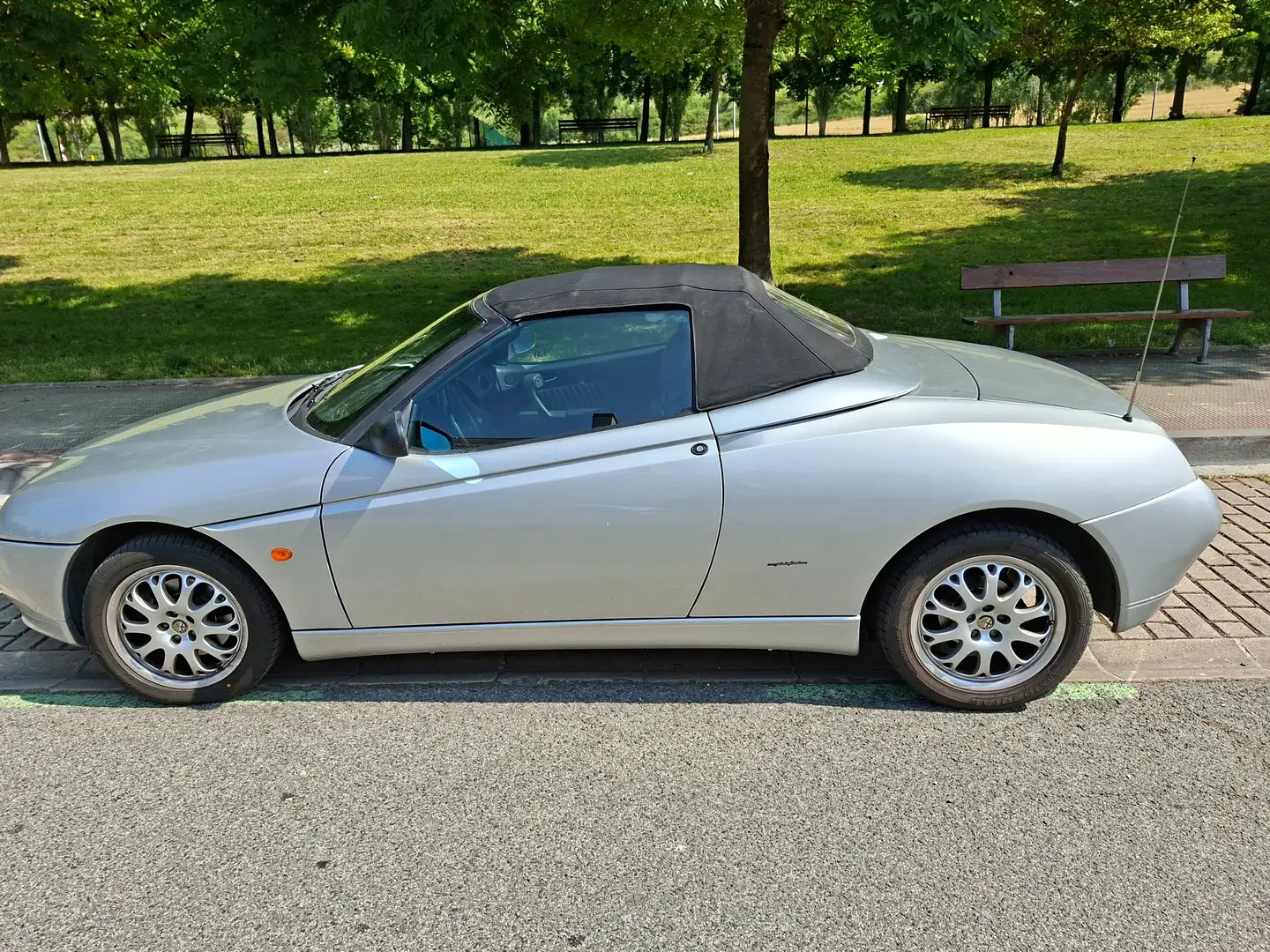 Alfa Romeo Spider Spider 2.0 V6 12V Plateado - 1