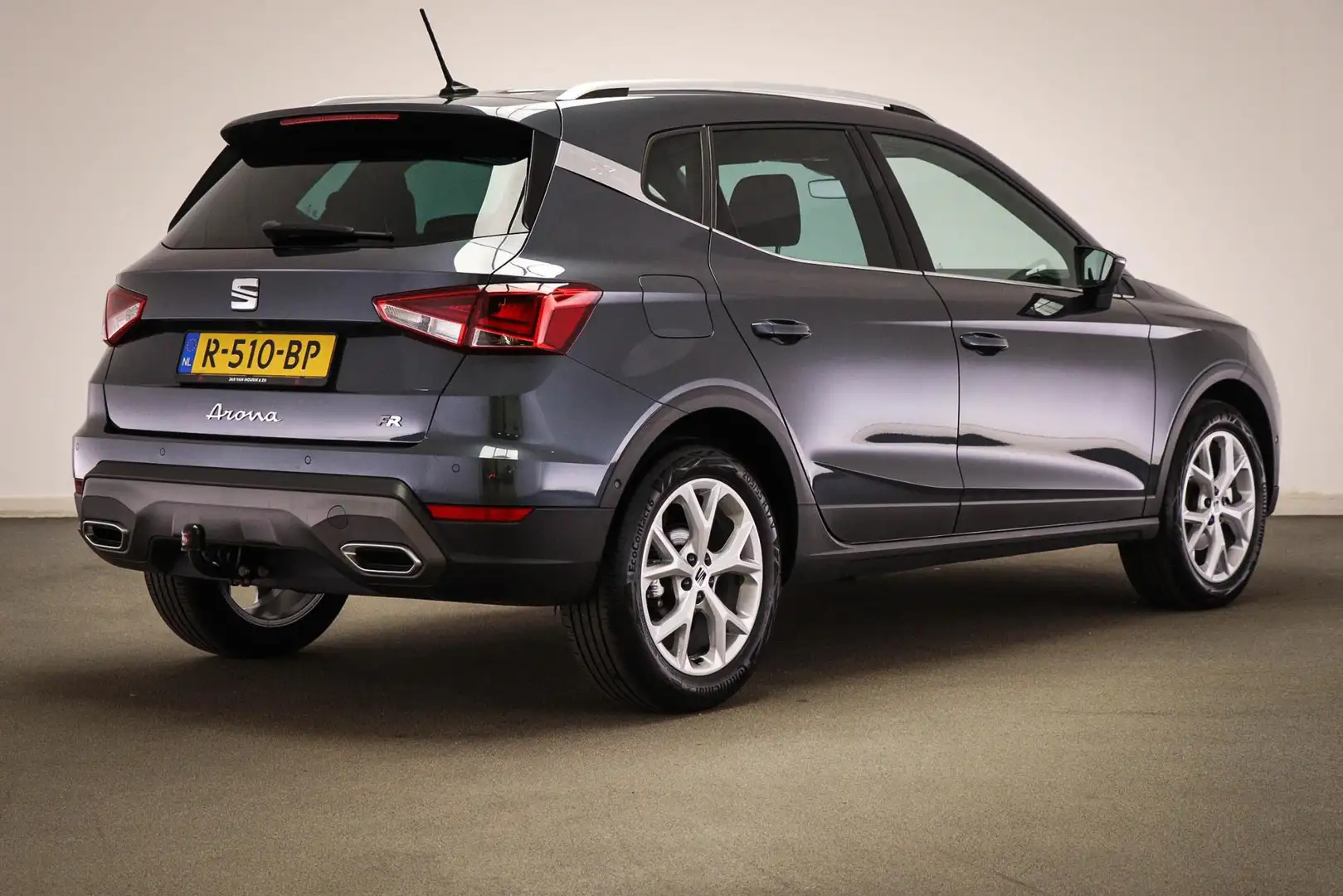 SEAT Arona 1.5 TSI EVO FR Business Intense | FULL LINK | DAB Grijs - 2