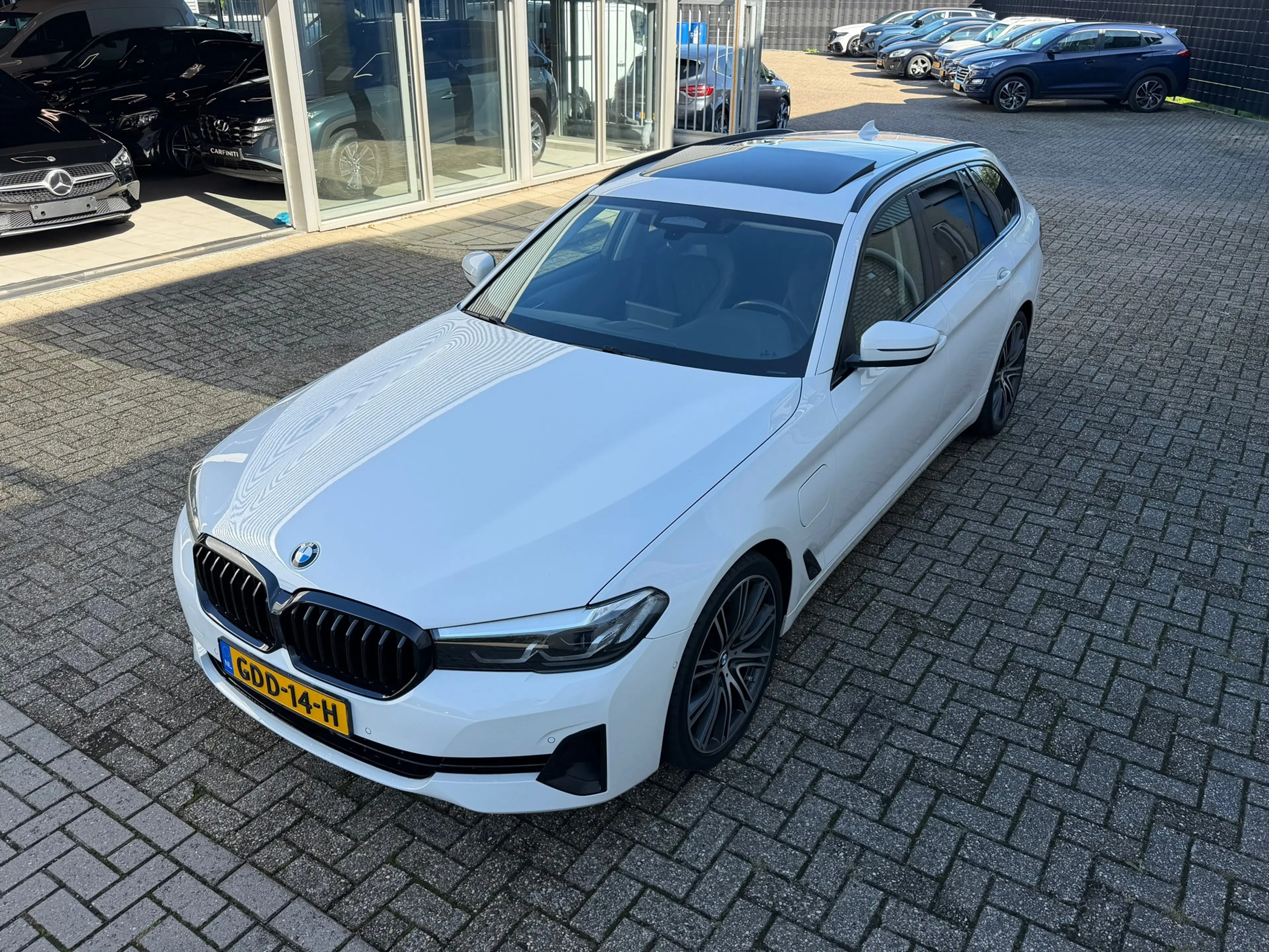 BMW 530 5-serie Touring 530e xDrive Executive / Navi / Cli — photo 11
