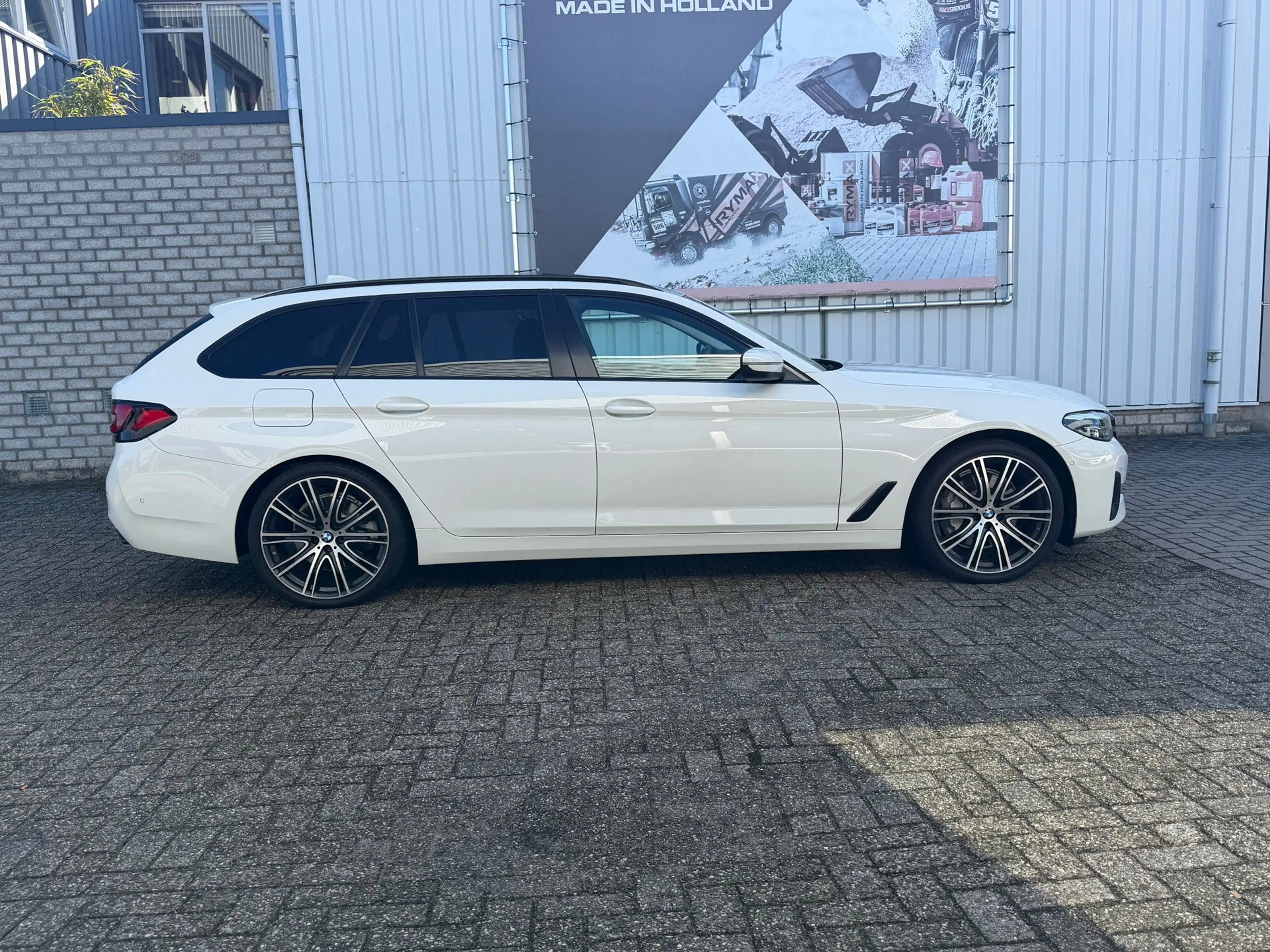 BMW 530 5-serie Touring 530e xDrive Executive / Navi / Cli — photo 8