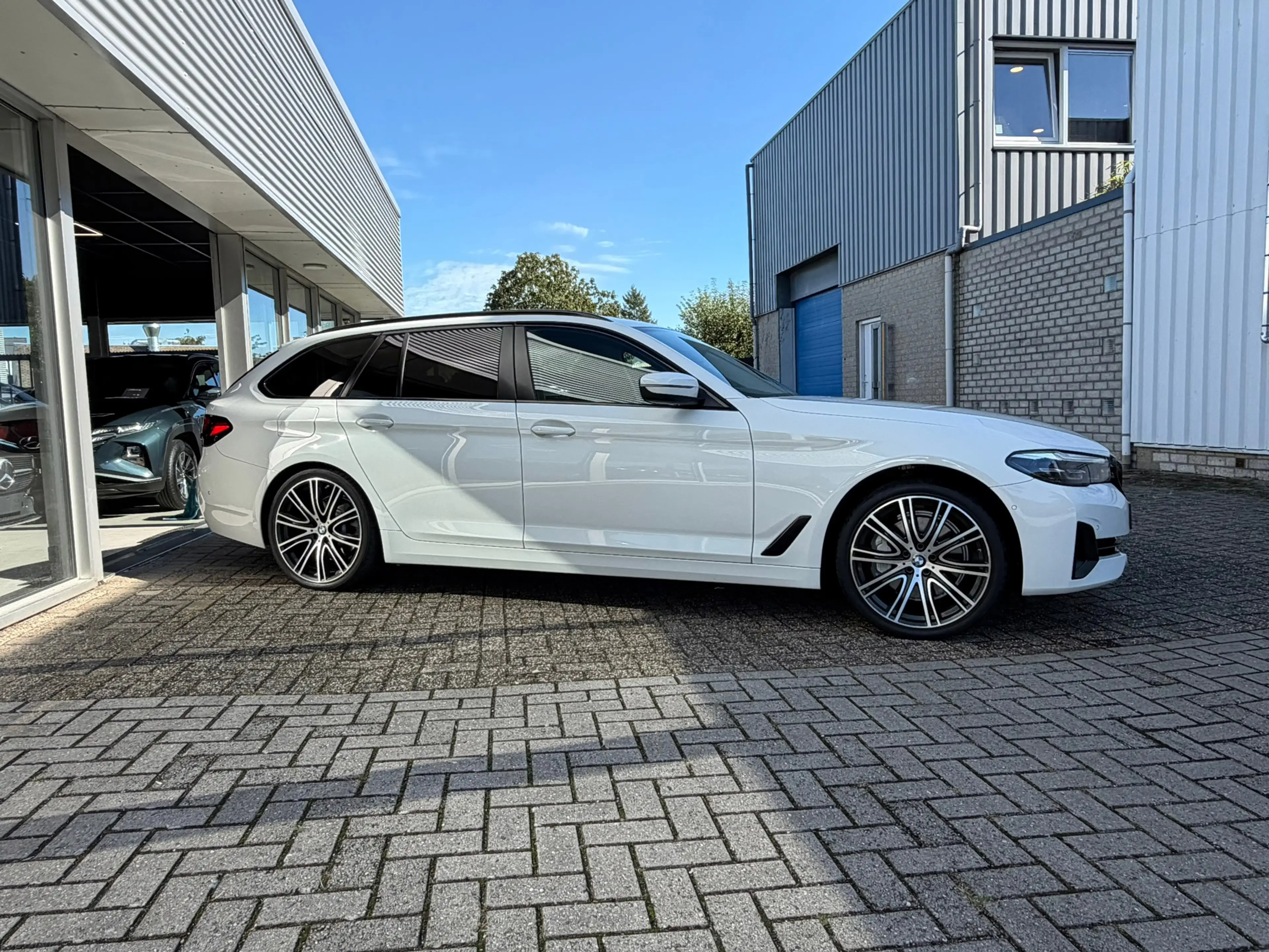 BMW 530 5-serie Touring 530e xDrive Executive / Navi / Cli — photo 4