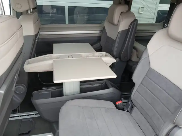 Volkswagen T7 Multivan VW T7 Multivan Edition TDI Ansicht 17