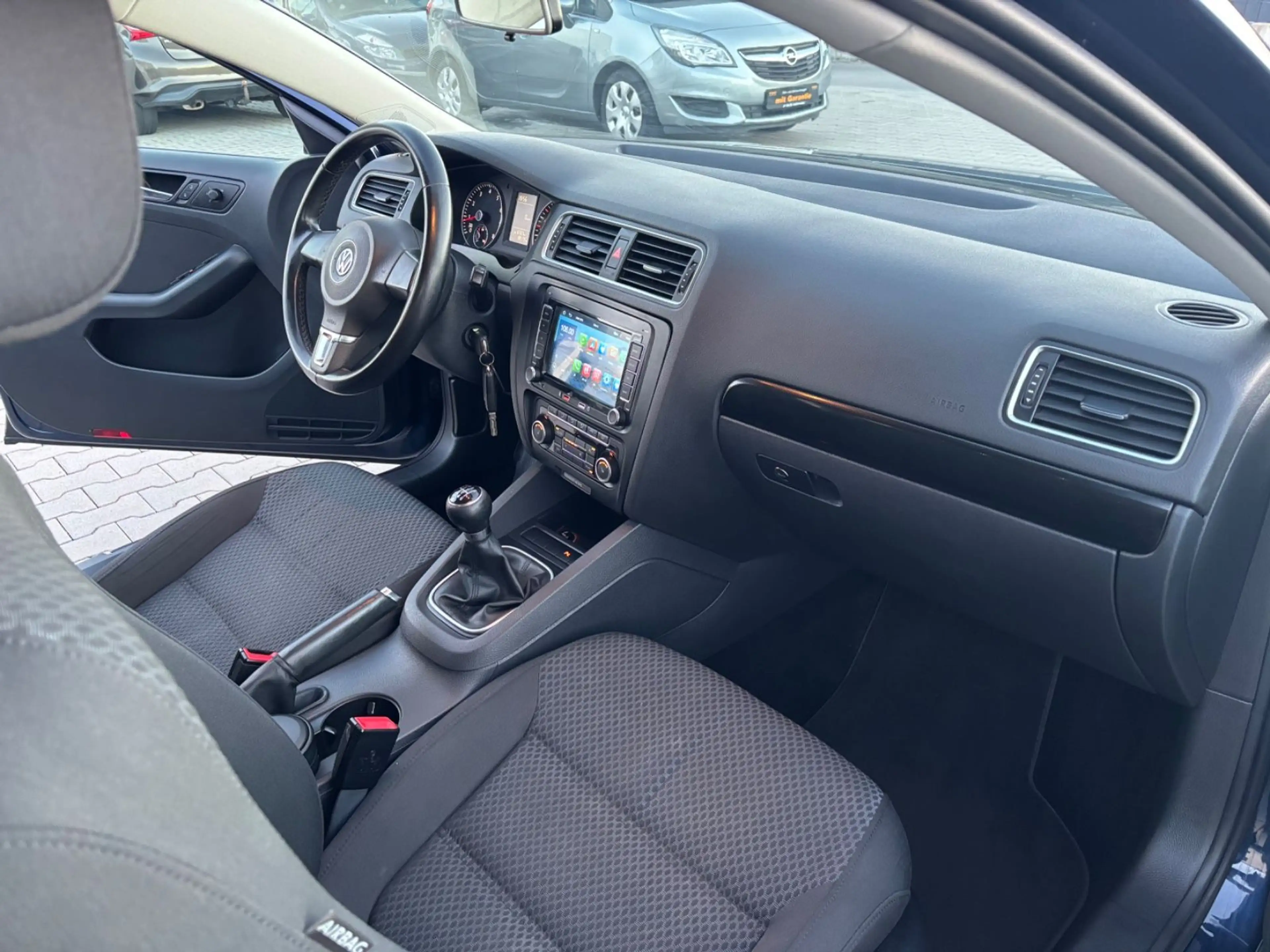 Volkswagen Jetta VI Comfortline/160PS — photo 15