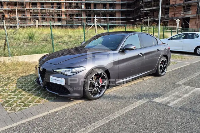 Alfa Romeo Giulia Giulia 2.2 Turbodiesel 210 CV AT8 AWD Q4 Veloce