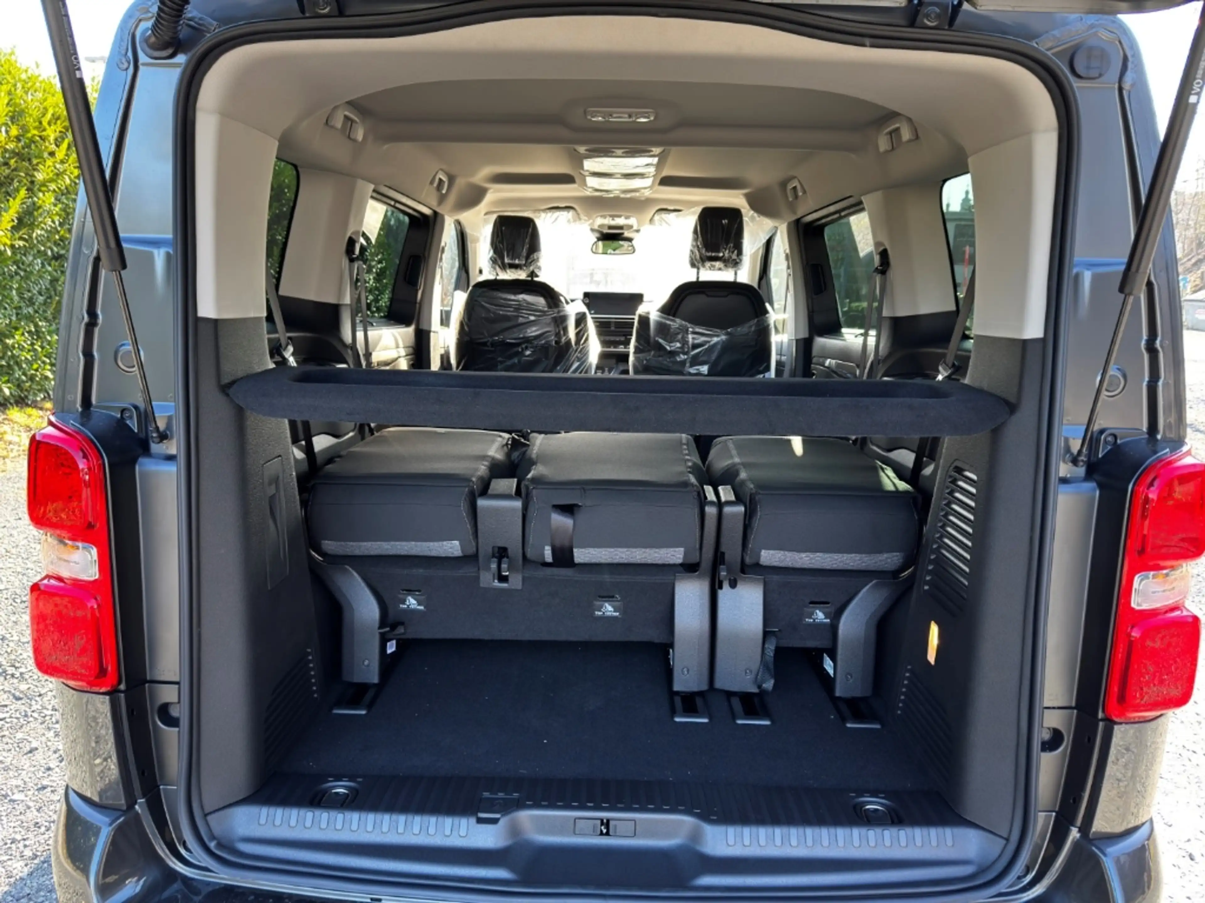 Opel Zafira Life 8-Sitzer AZV Navi Alu elektr. Türen — photo 7