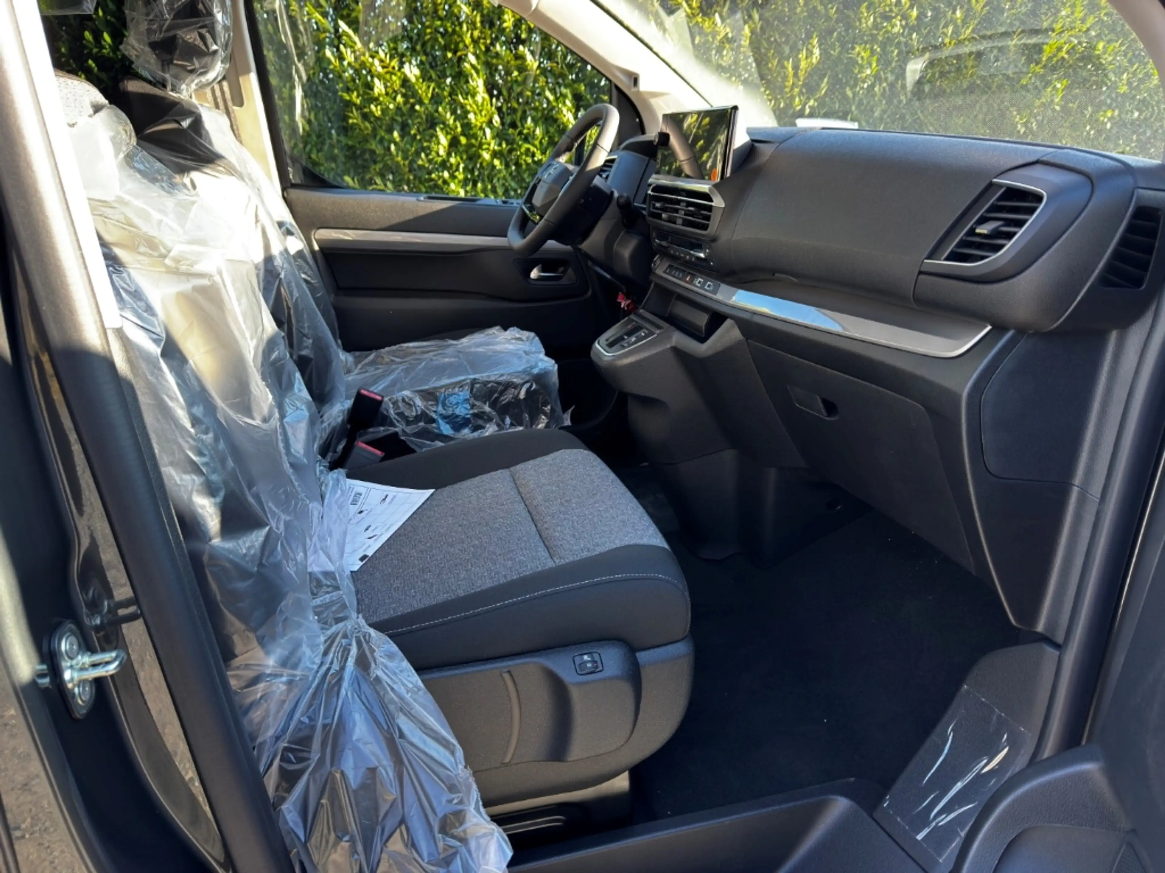 Opel Zafira Life 8-Sitzer AZV Navi Alu elektr. Türen — photo 10