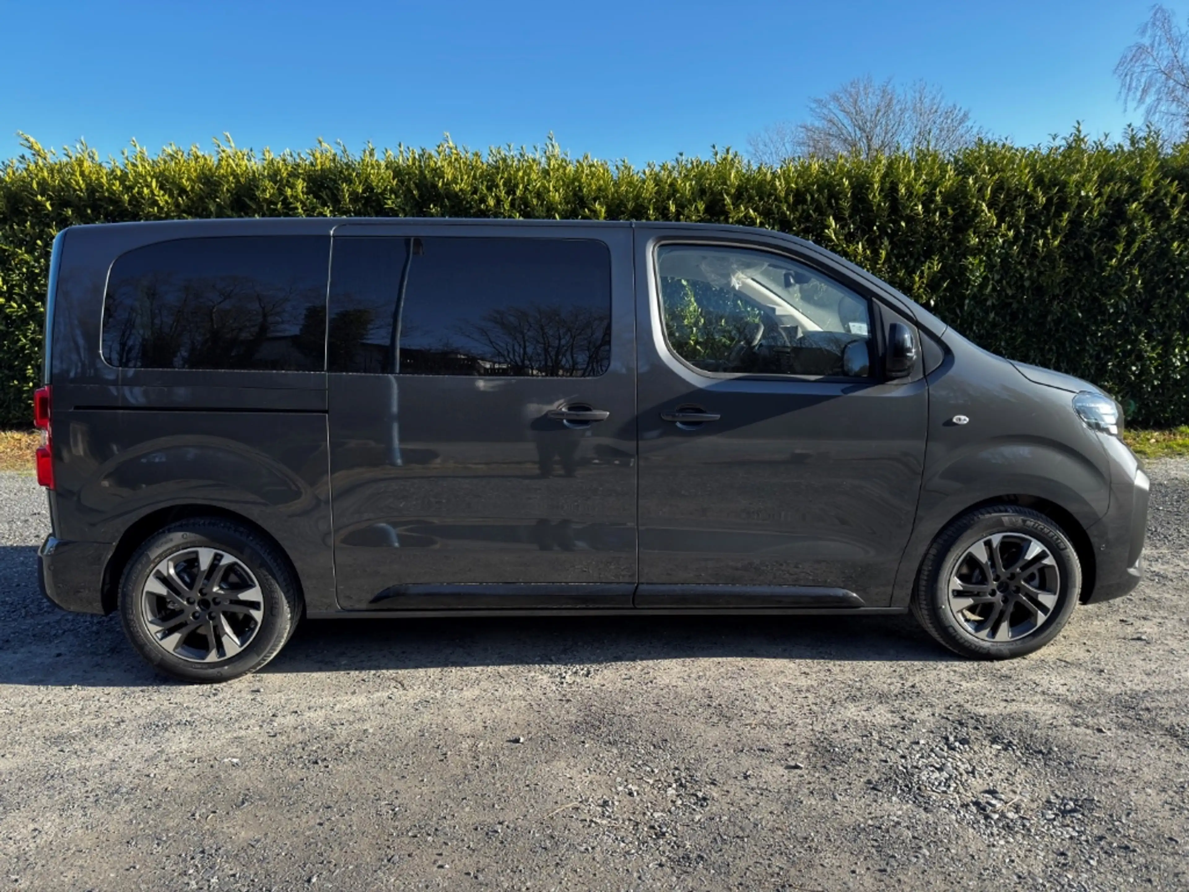 Opel Zafira Life 8-Sitzer AZV Navi Alu elektr. Türen — photo 4