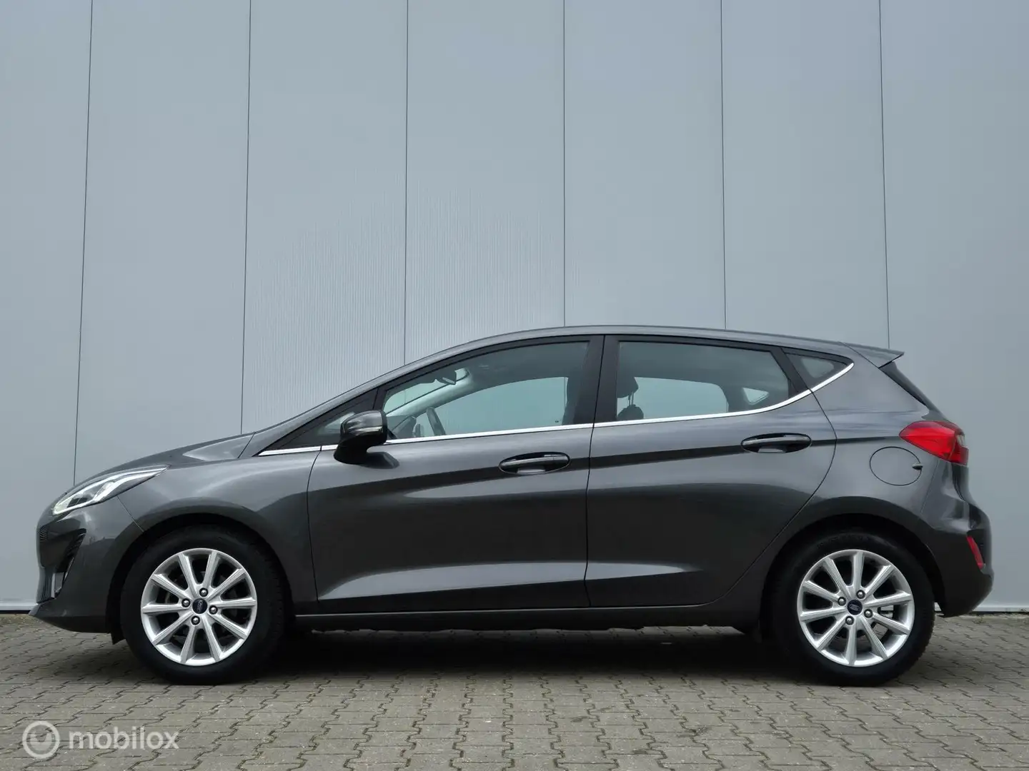 Ford Fiesta 1.0 ECOBOOST TITANIUM/CARPLAY/LED/KEYLESS/CLIMATE/ Grijs - 2