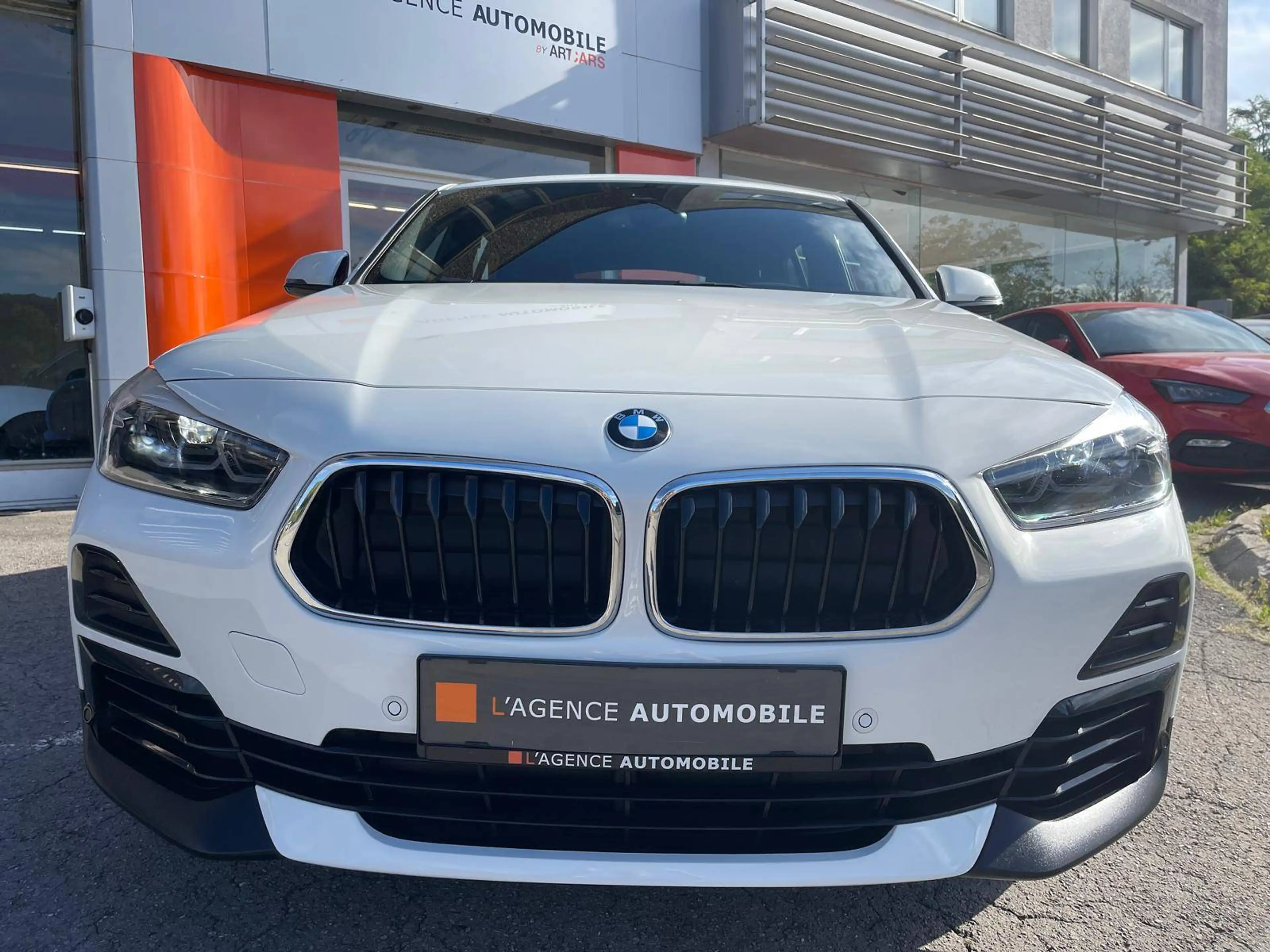 BMW X2 X2 sDrive18d  Aut - JUSQU'A 36 MOIS DE GARANTIE — photo 2