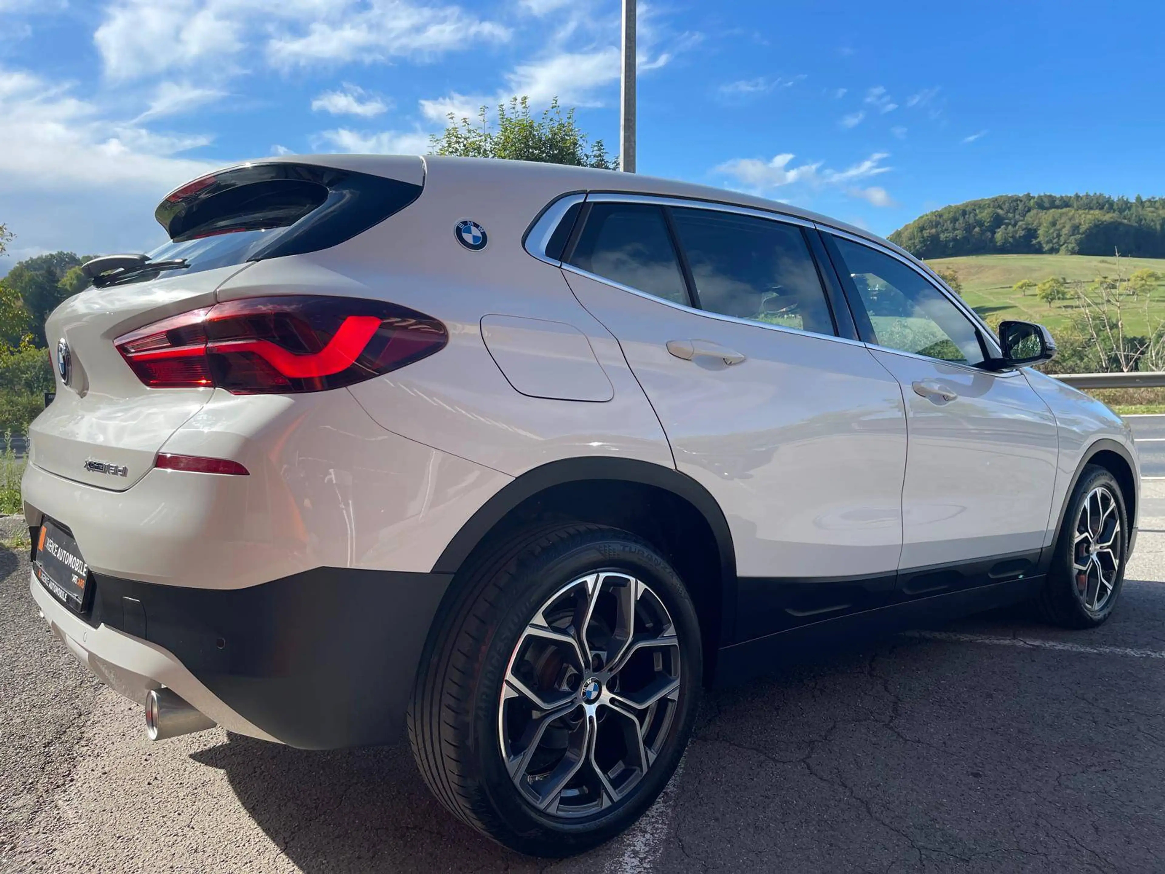 BMW X2 X2 sDrive18d  Aut - JUSQU'A 36 MOIS DE GARANTIE — photo 4