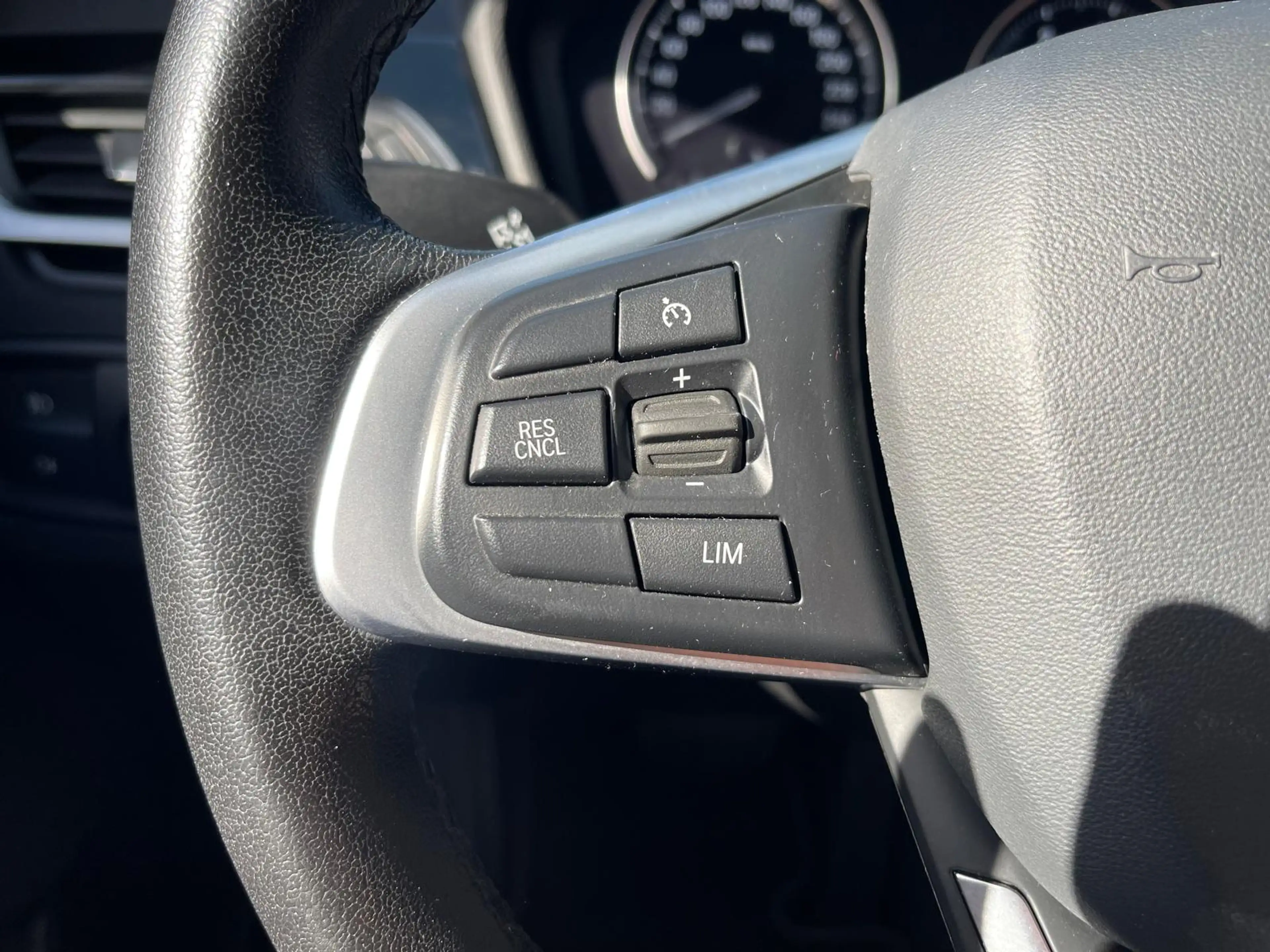 BMW X2 X2 sDrive18d  Aut - JUSQU'A 36 MOIS DE GARANTIE — photo 11