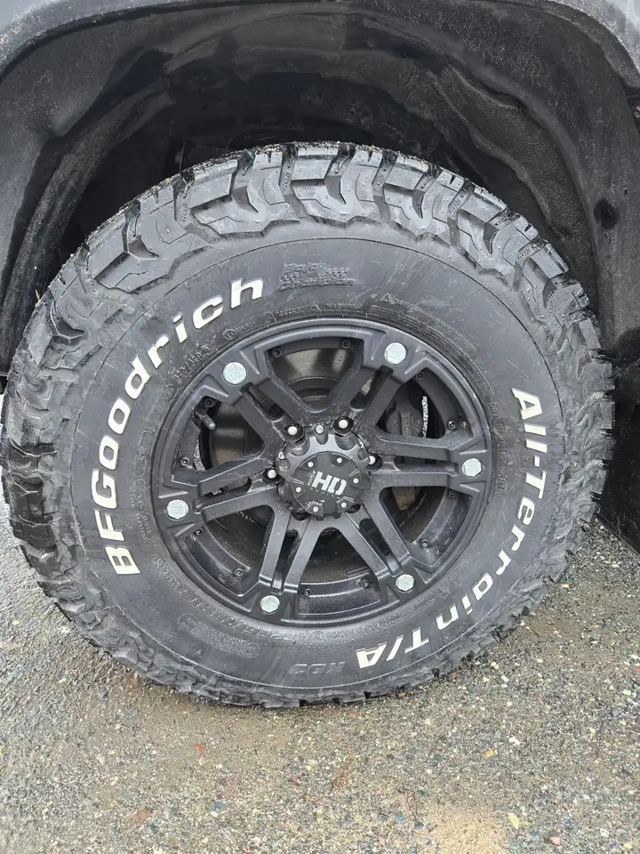 Toyota Tacoma снимка Toyota Tacoma