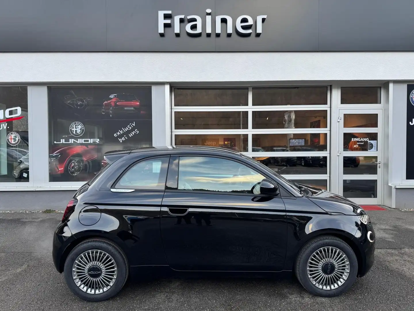 Fiat 500 Hatchback Hybrid Torino 1,0 65PS Schwarz - 1