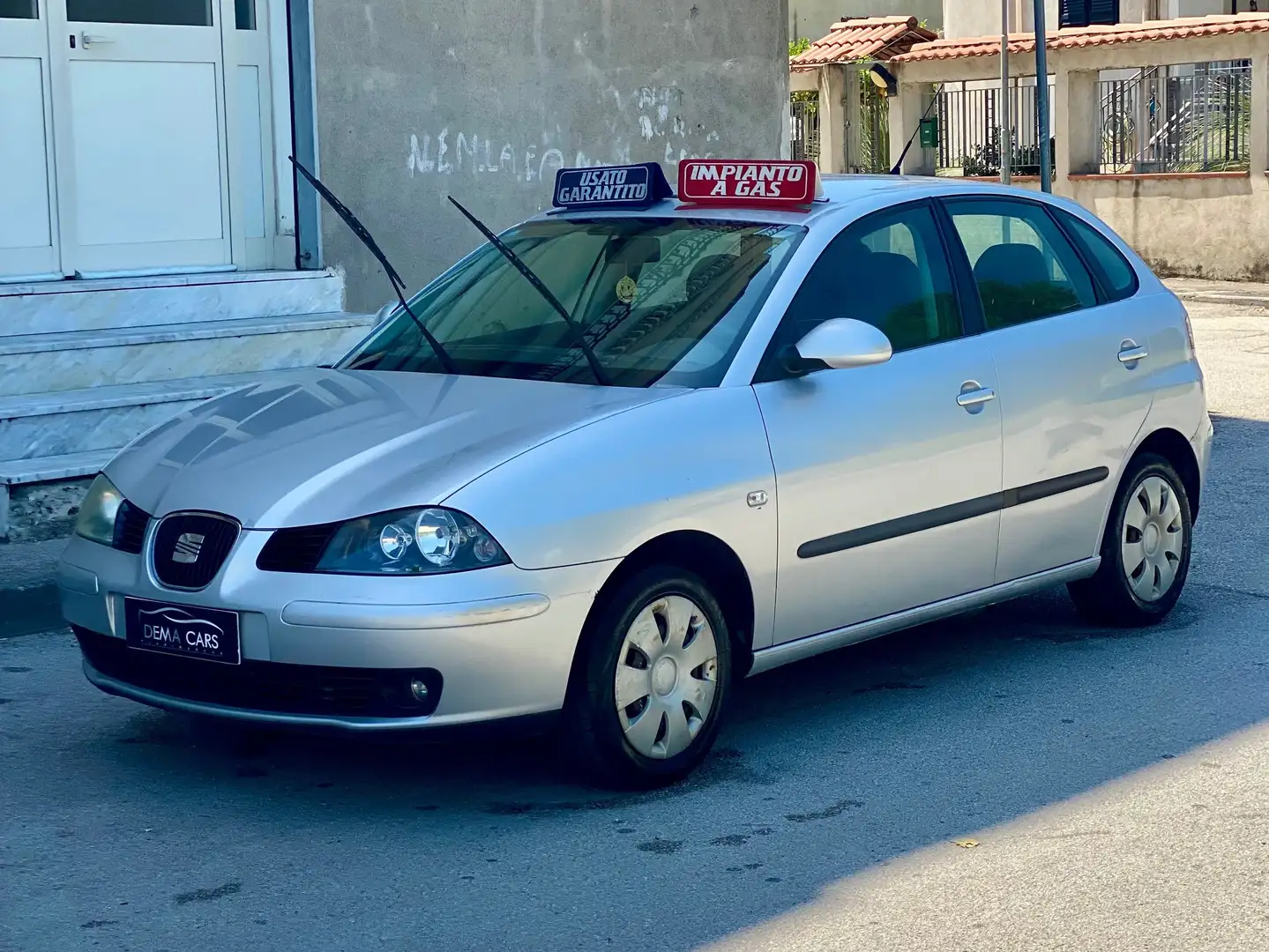 SEAT Ibiza Ibiza 5p 1.4 GPL Argintiu - 1
