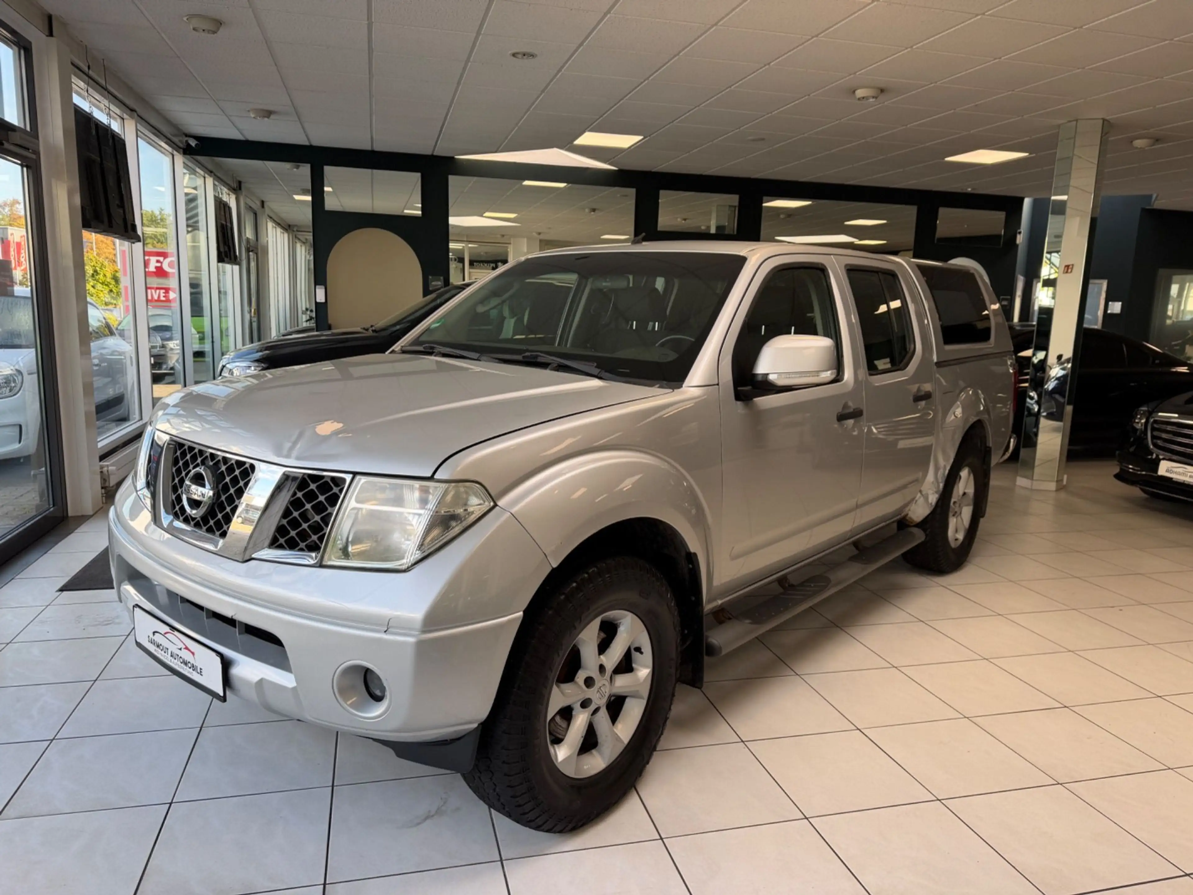 Nissan Navara 2.5 dCi DPF Double Cab SE 4x4