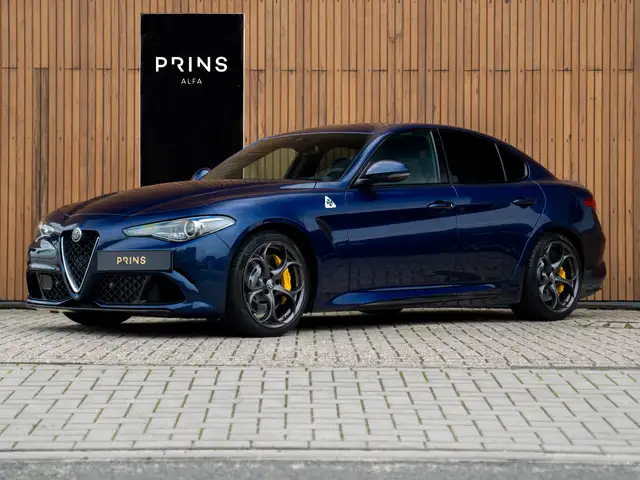 Alfa Romeo Giulia 2.9 V6 Quadrifoglio Manual