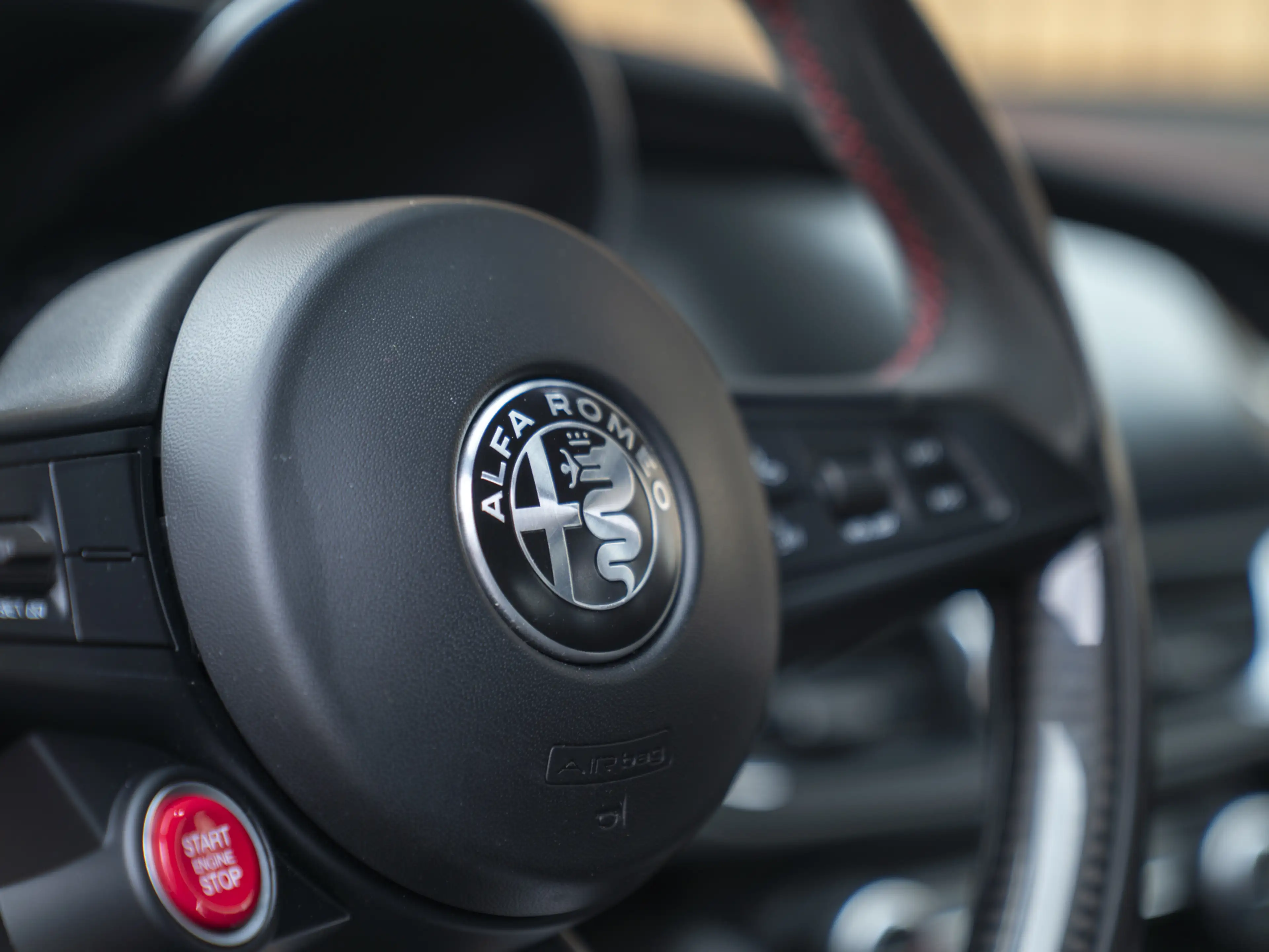 Alfa Romeo Giulia 2.9 V6 Quadrifoglio manuel — photo 41