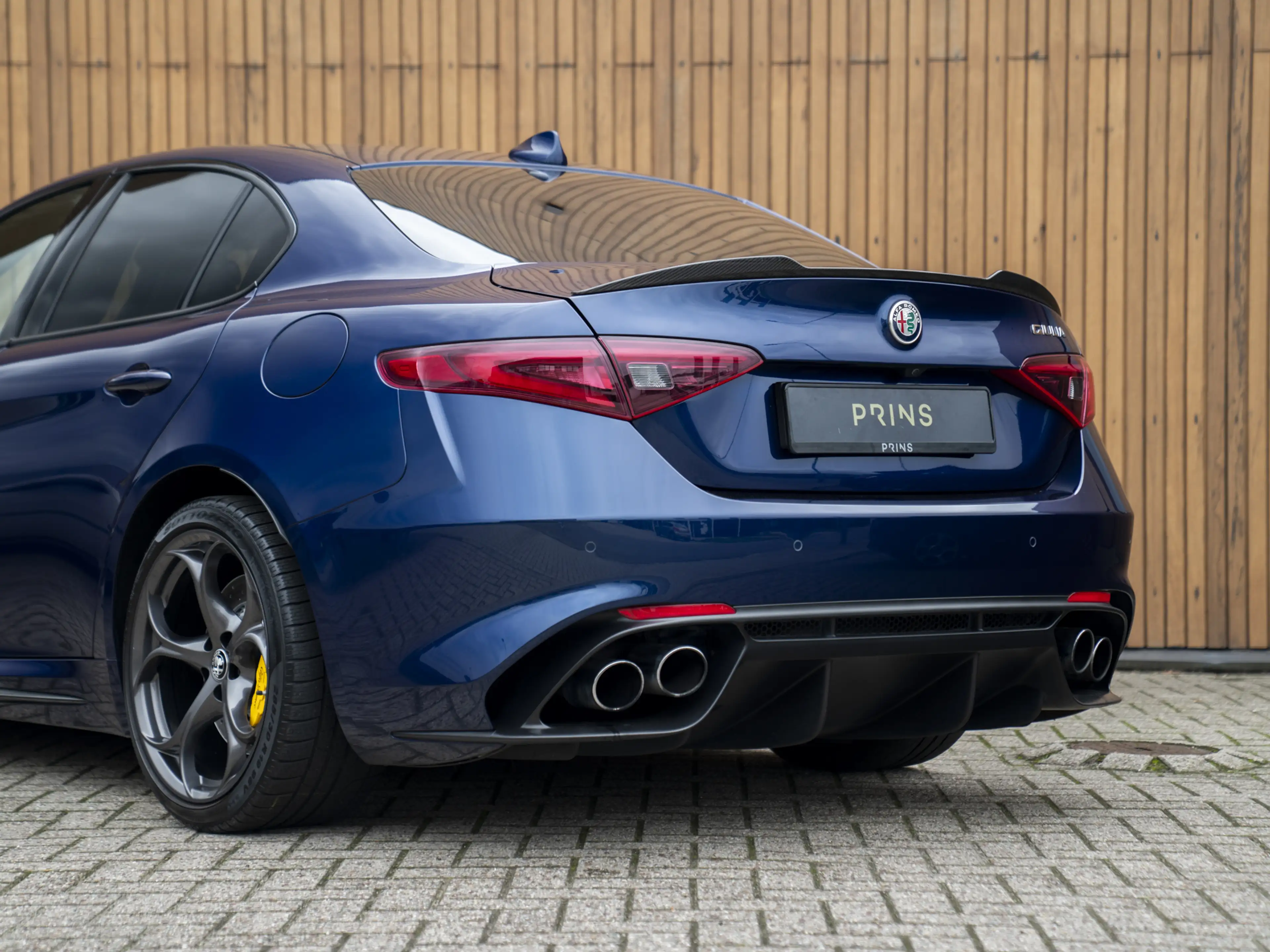 Alfa Romeo Giulia 2.9 V6 Quadrifoglio manuel — photo 31